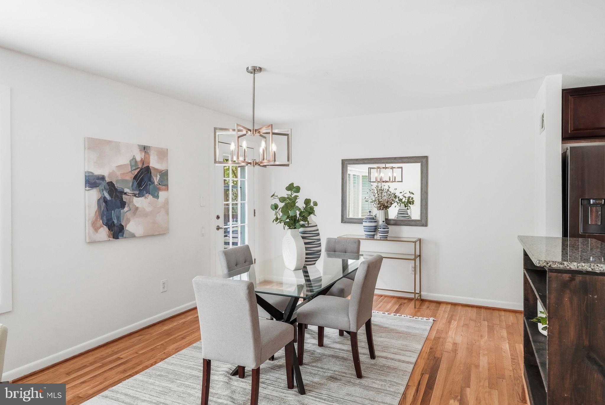 FOXHALL - Residential