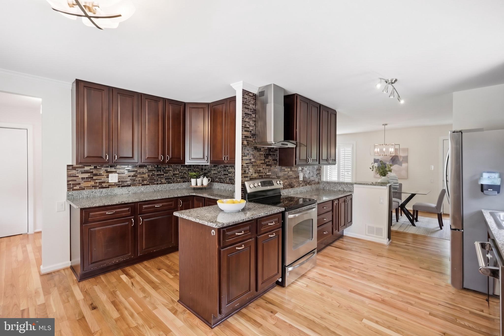 FOXHALL - Residential
