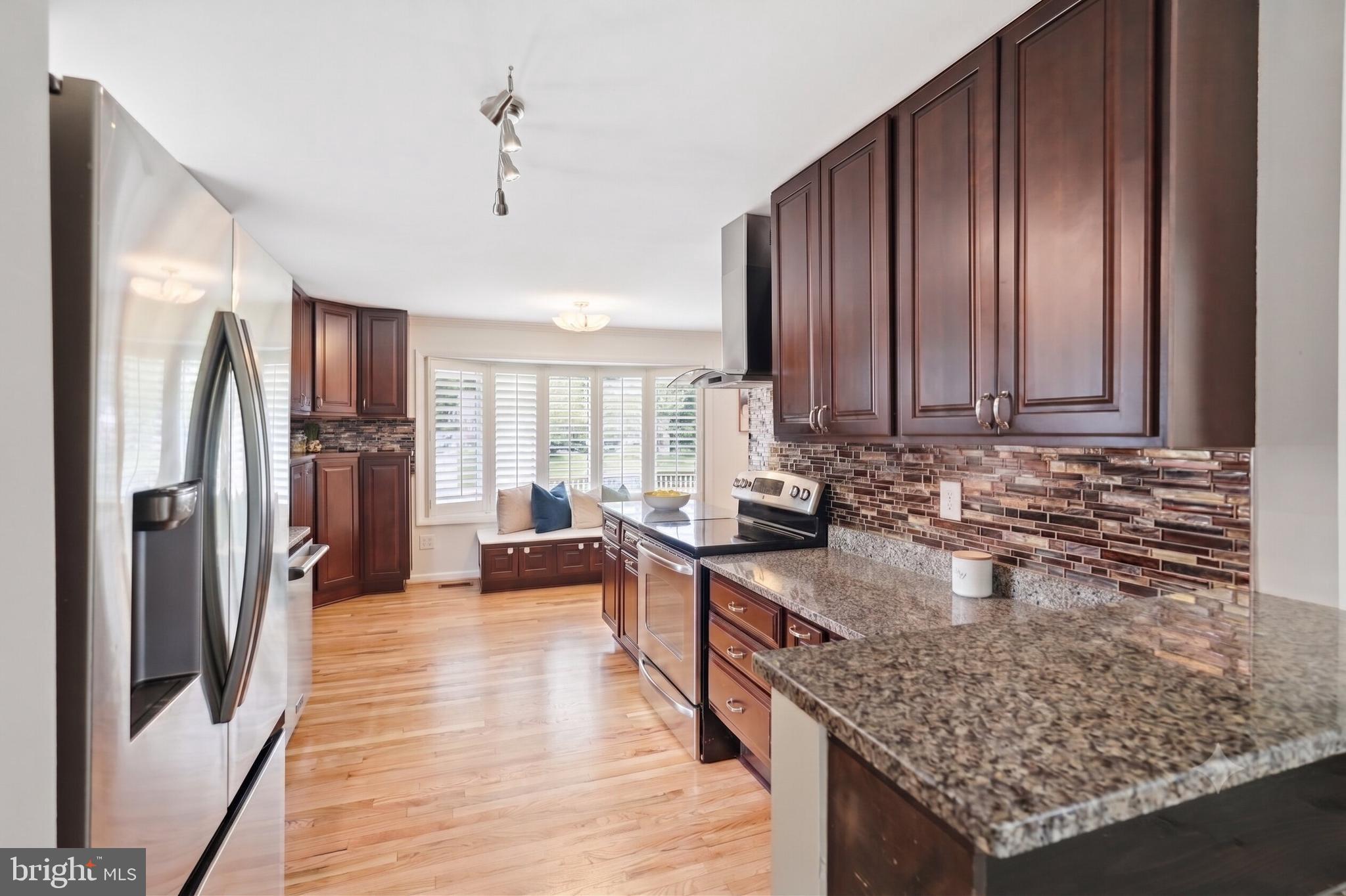 FOXHALL - Residential