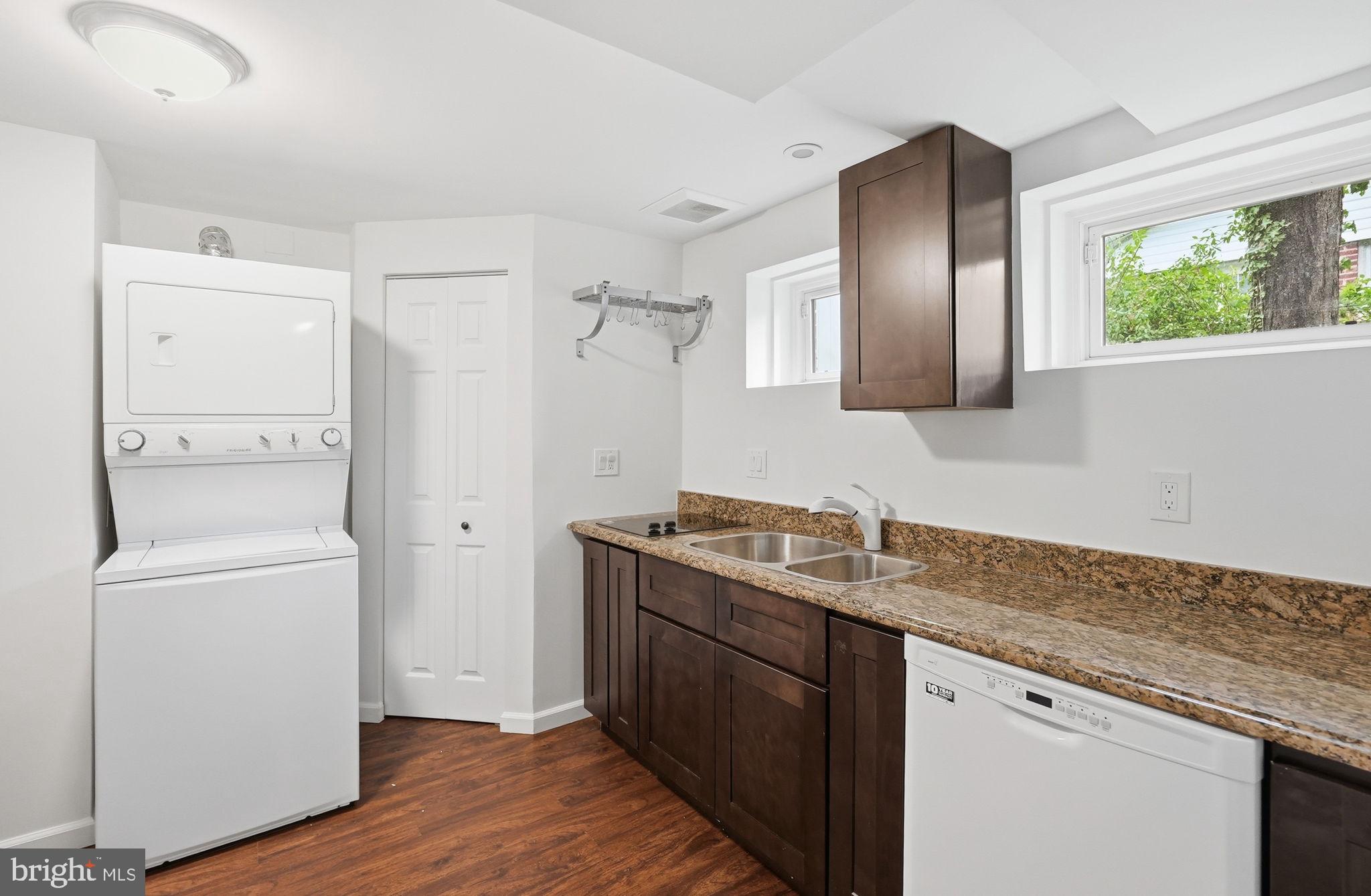 FOXHALL - Residential