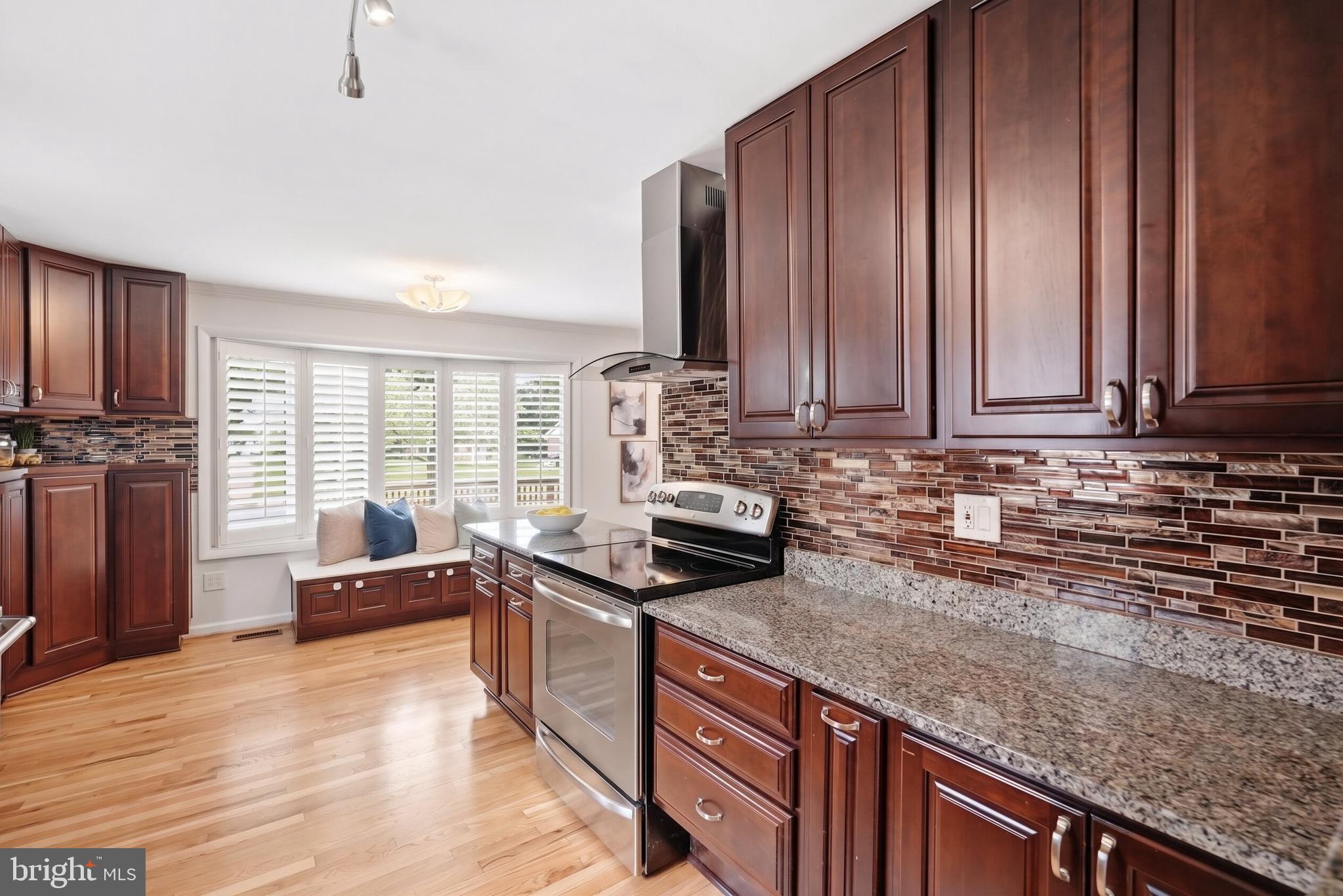 FOXHALL - Residential