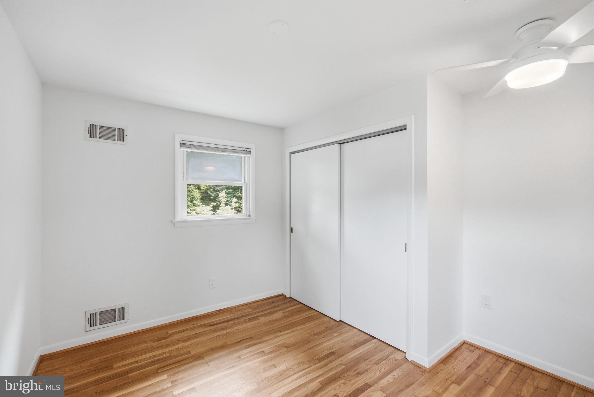 FOXHALL - Residential