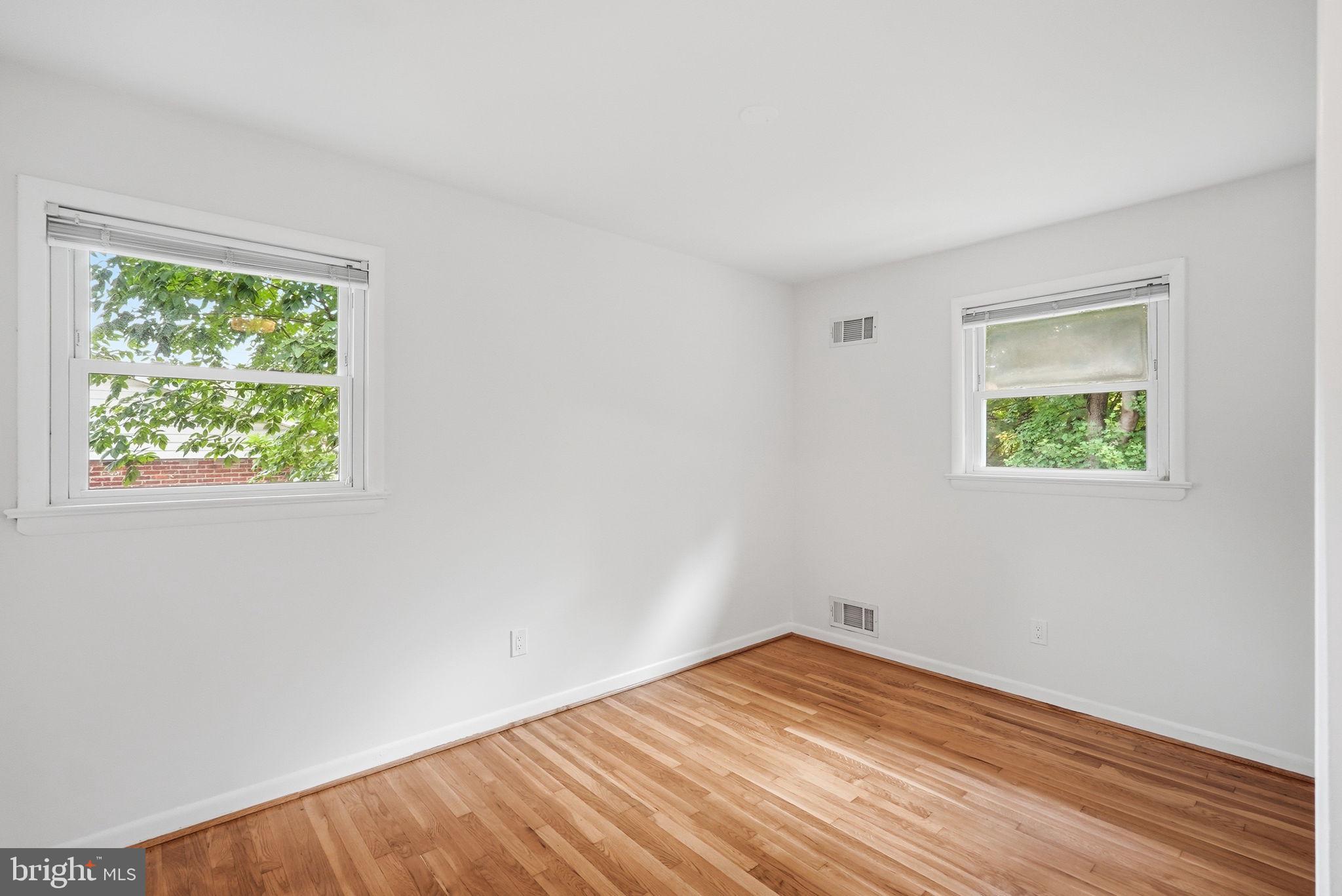 FOXHALL - Residential