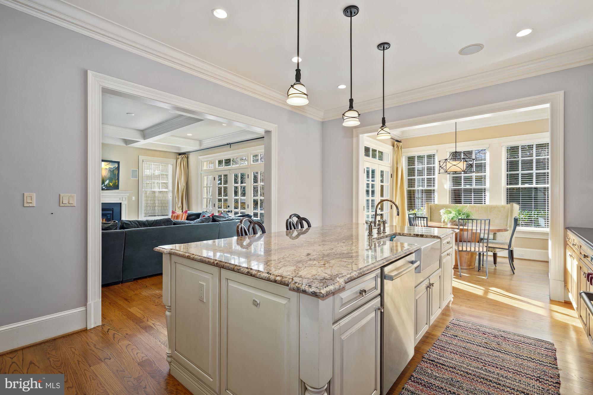LEE HEIGHTS - Residential