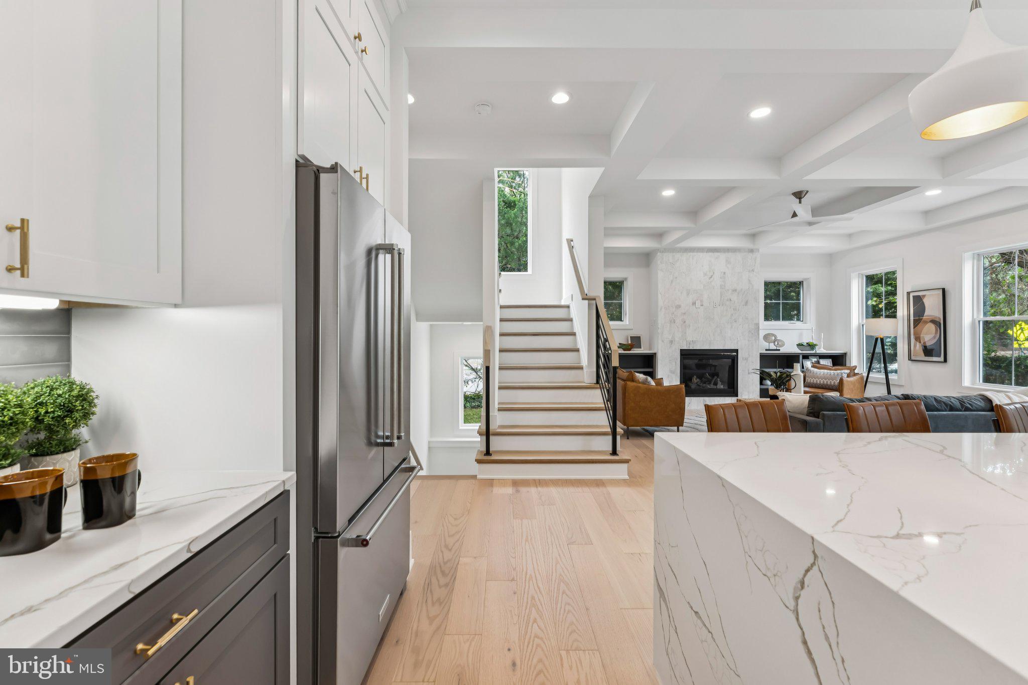 WAYCROFT - WOODLAWN - Residential