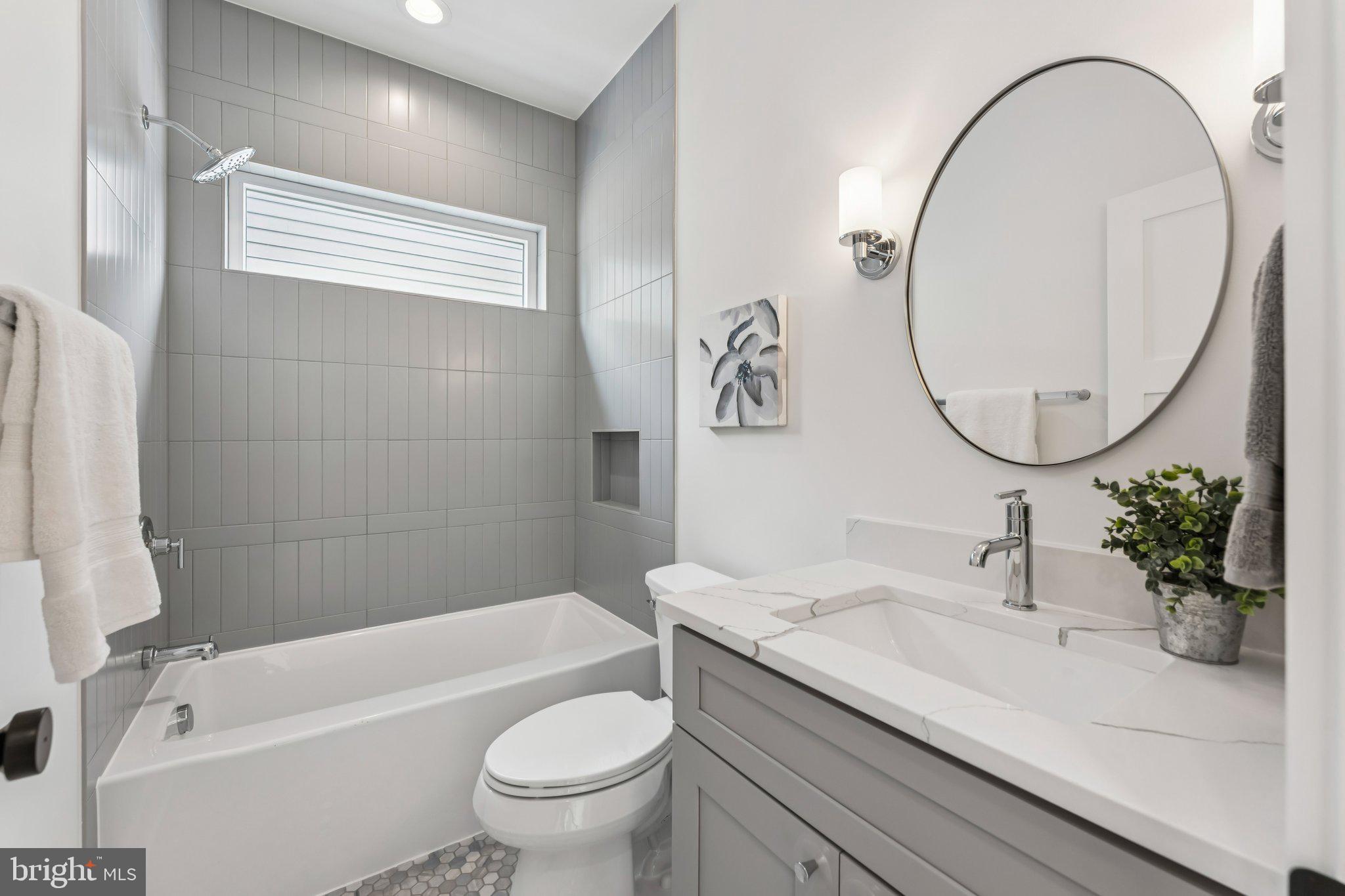 WAYCROFT - WOODLAWN - Residential