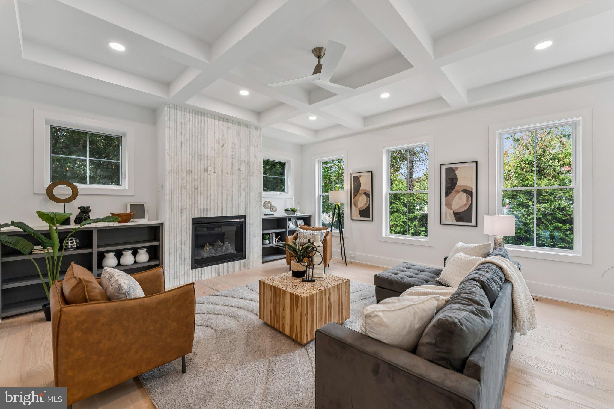 WAYCROFT - WOODLAWN - Residential