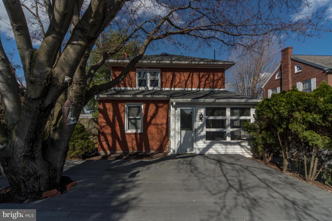 EPHRATA - Commercial Sale