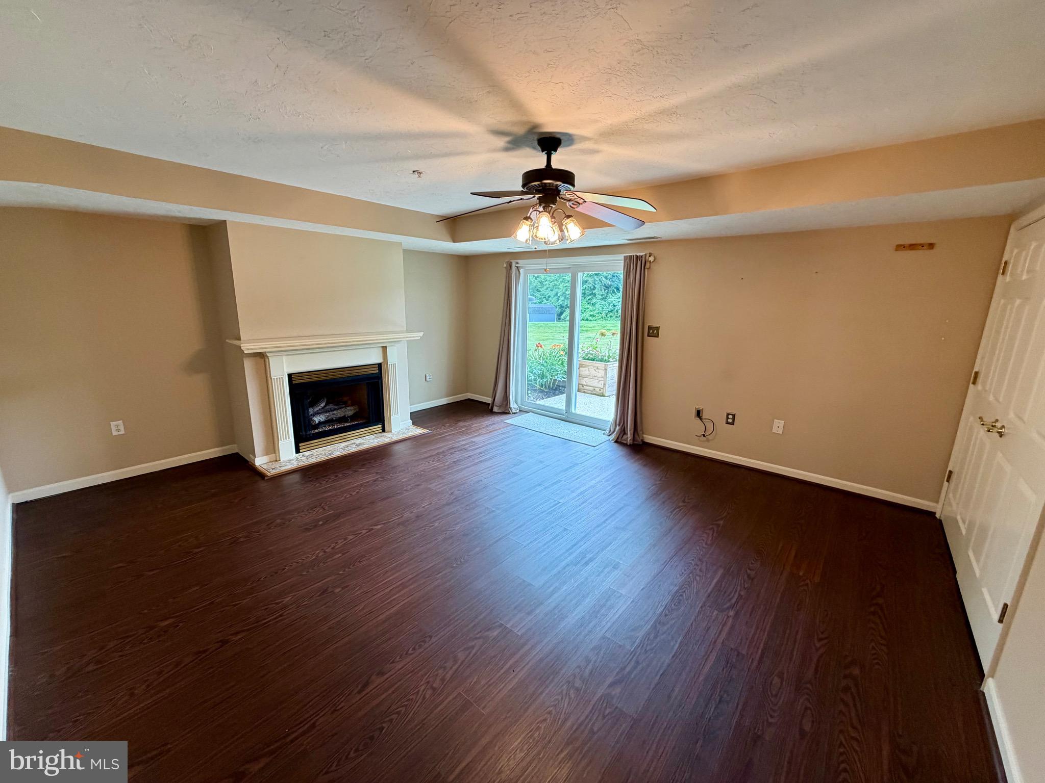 SPRINGETTSBURY TWP - Residential