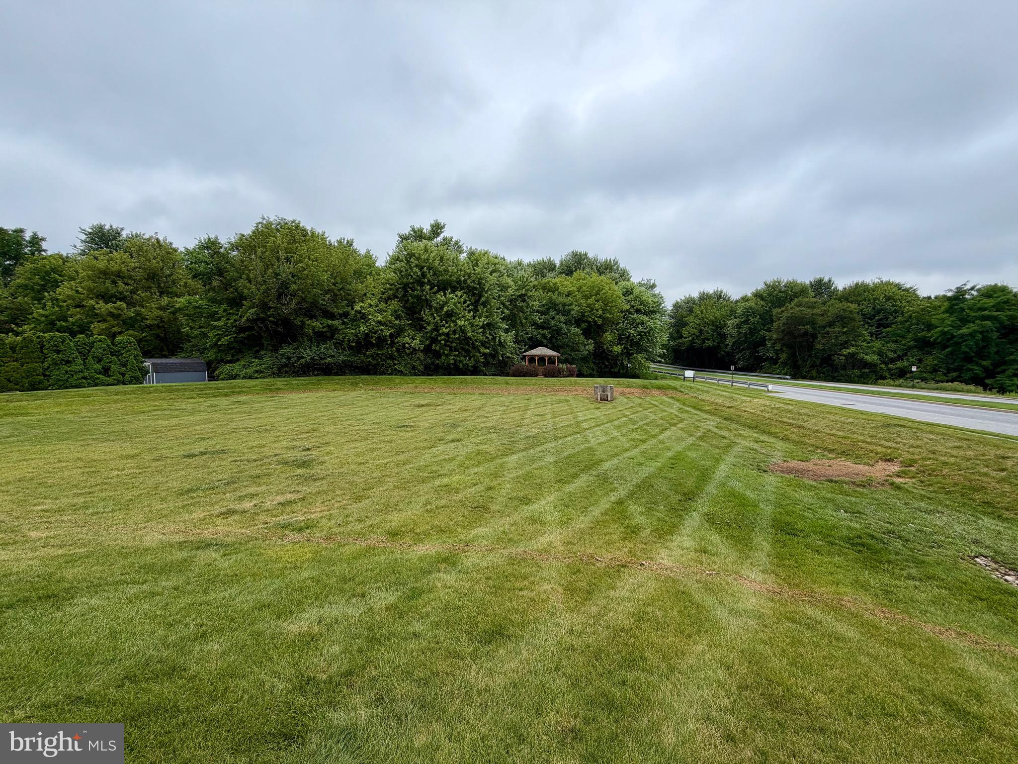 SPRINGETTSBURY TWP - Residential