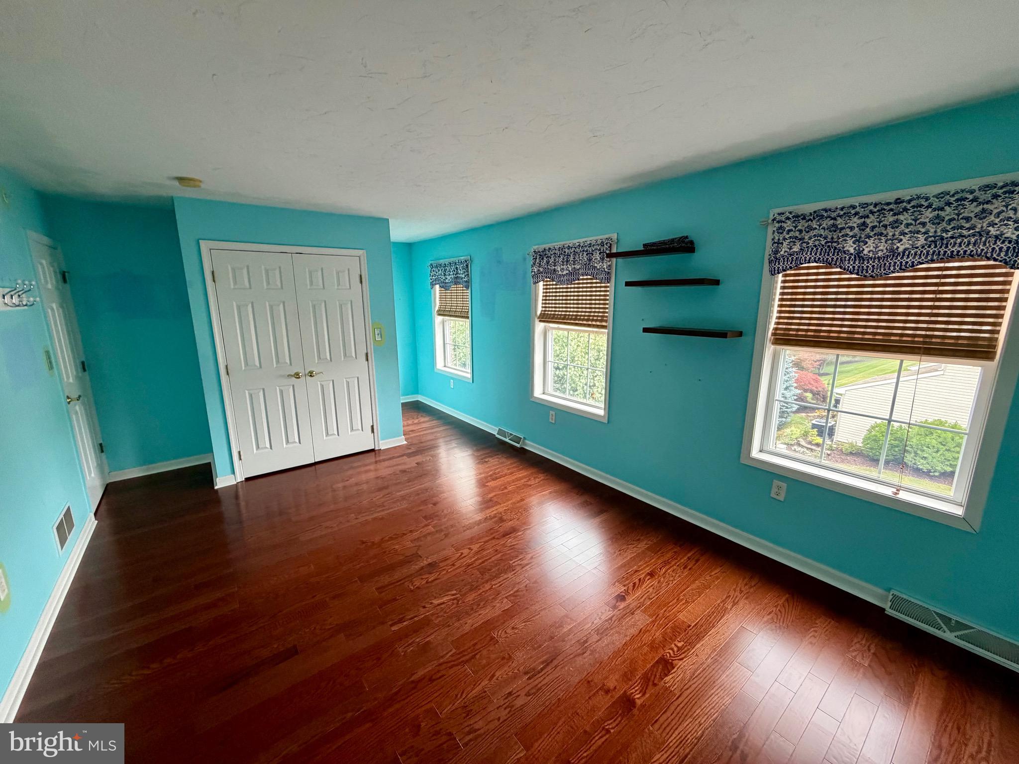 SPRINGETTSBURY TWP - Residential