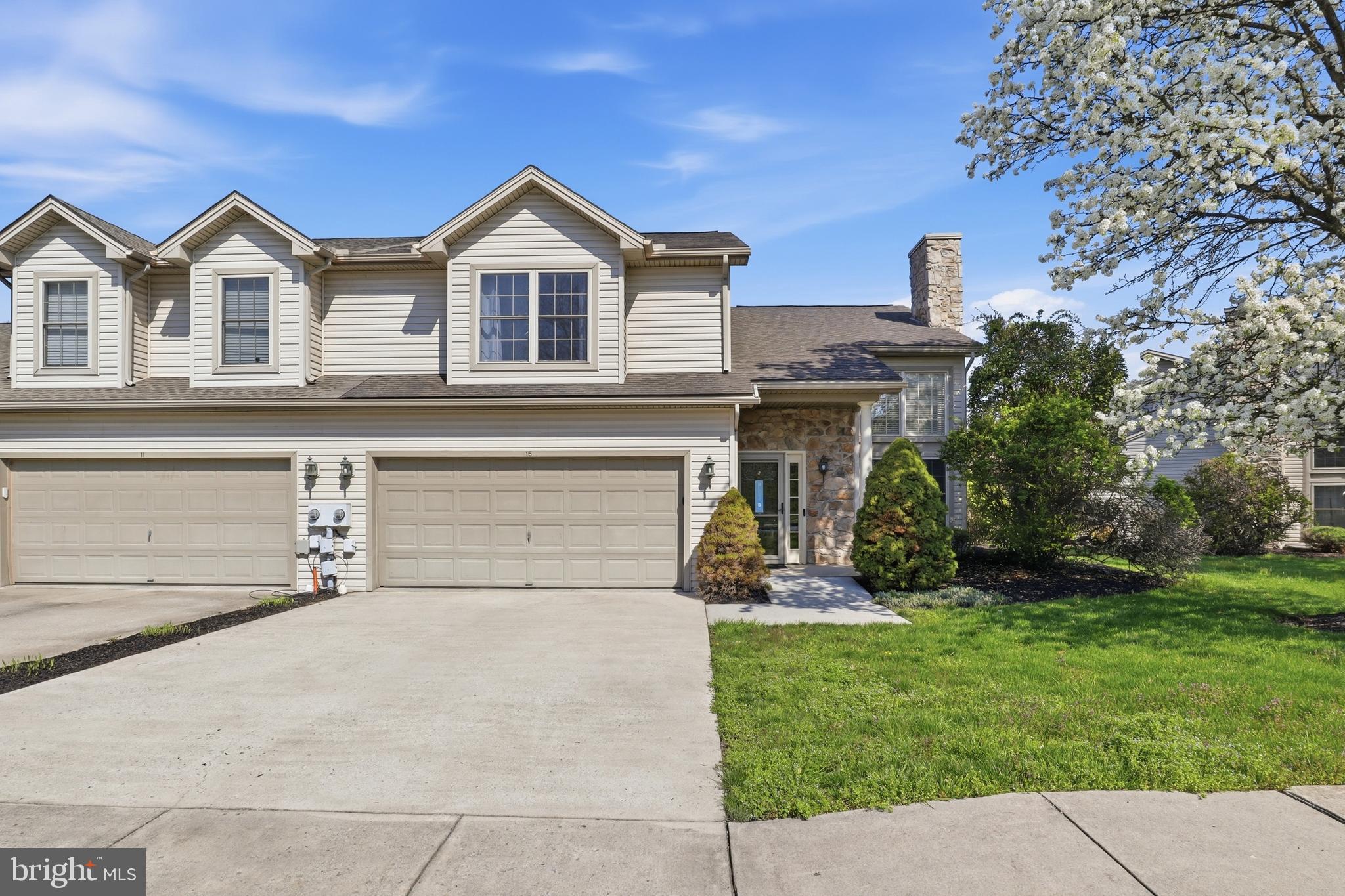 EDGEWATER - Residential