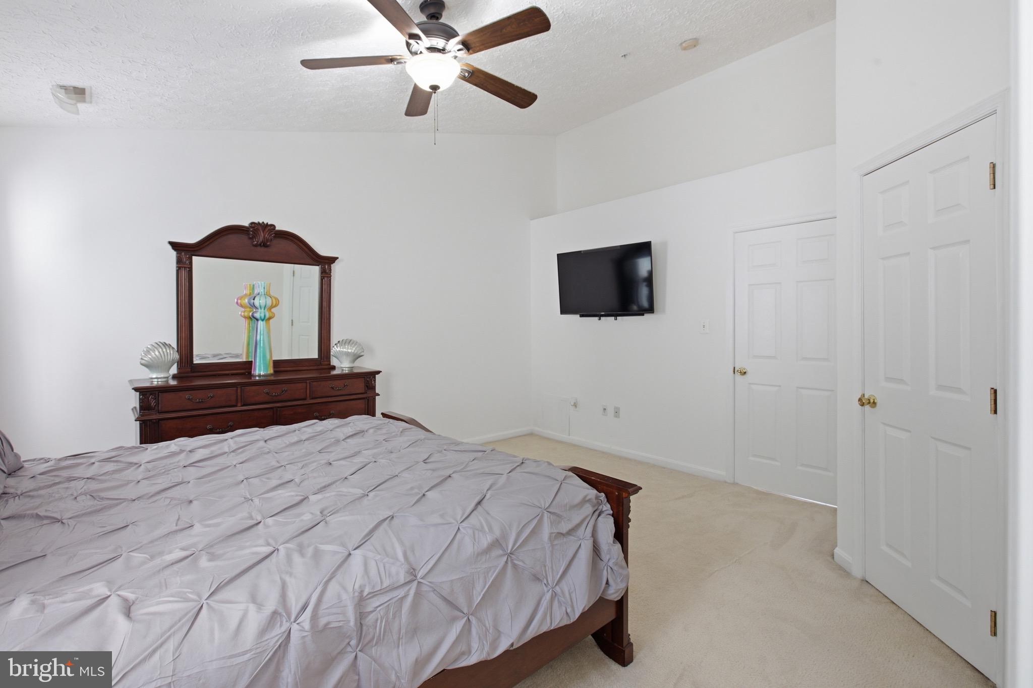 HIGHGROVE - Residential