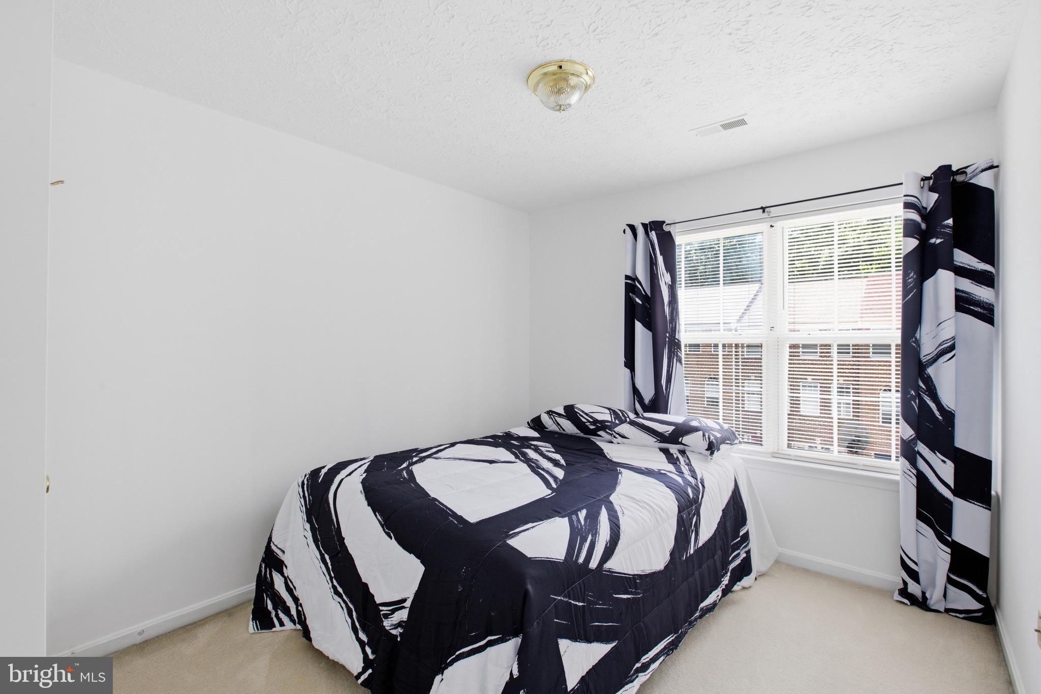 HIGHGROVE - Residential