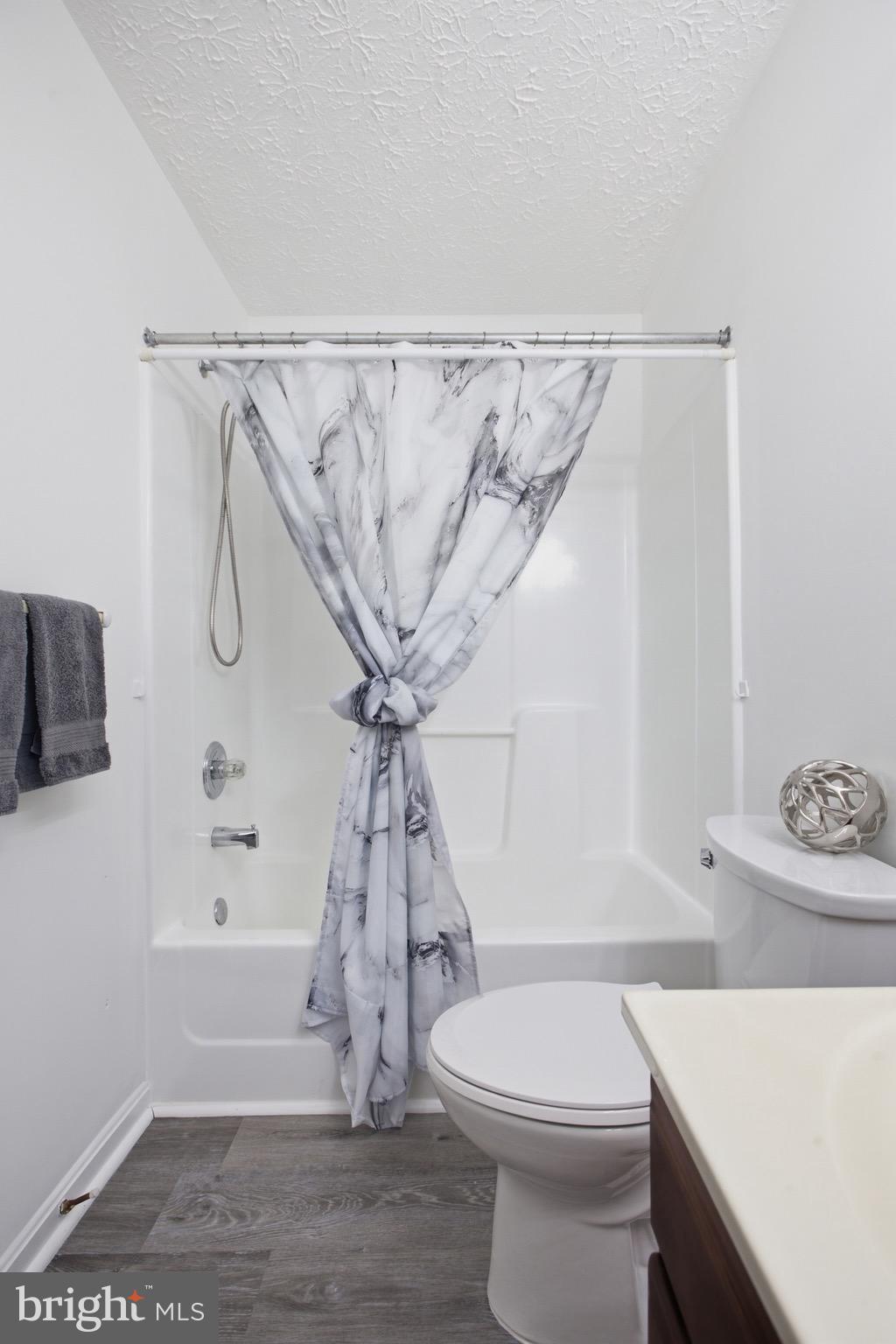 HIGHGROVE - Residential