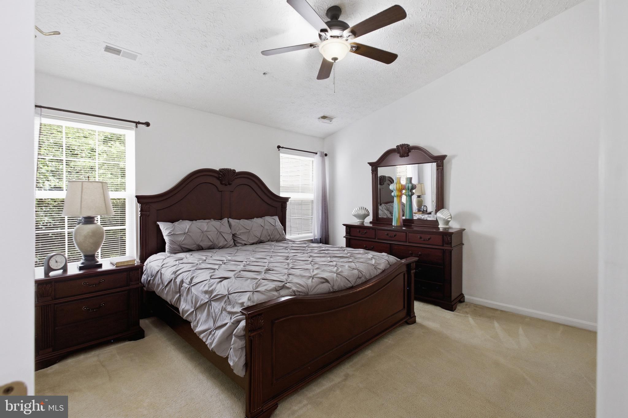 HIGHGROVE - Residential