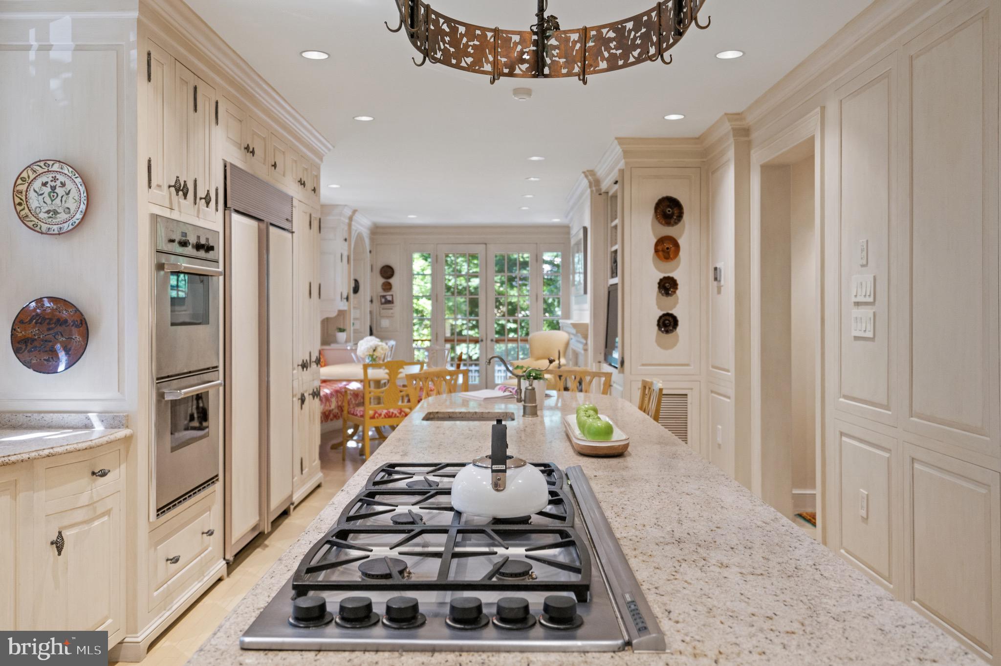 SPRING VALLEY - Residential