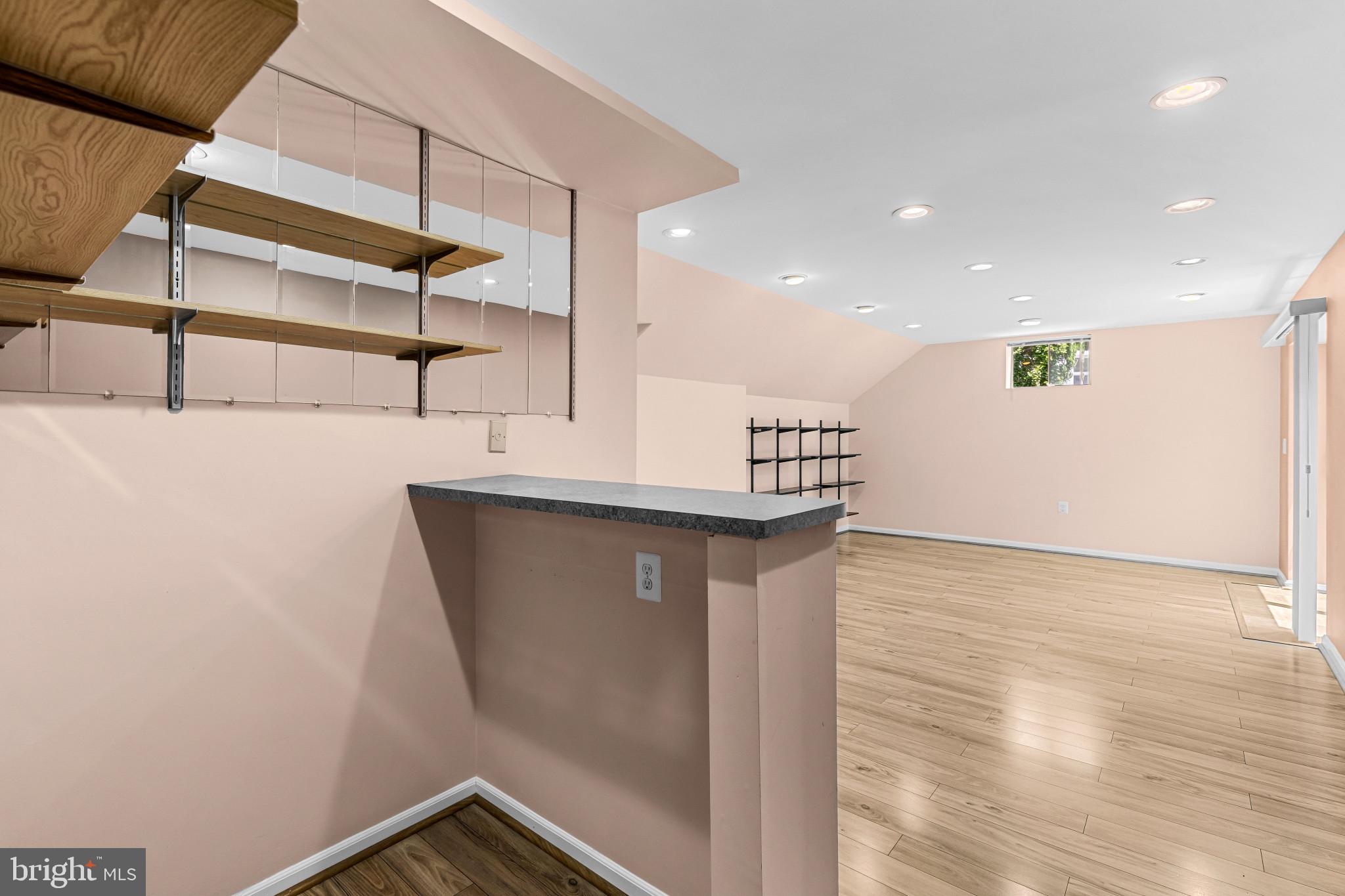 WESTGATE - Residential
