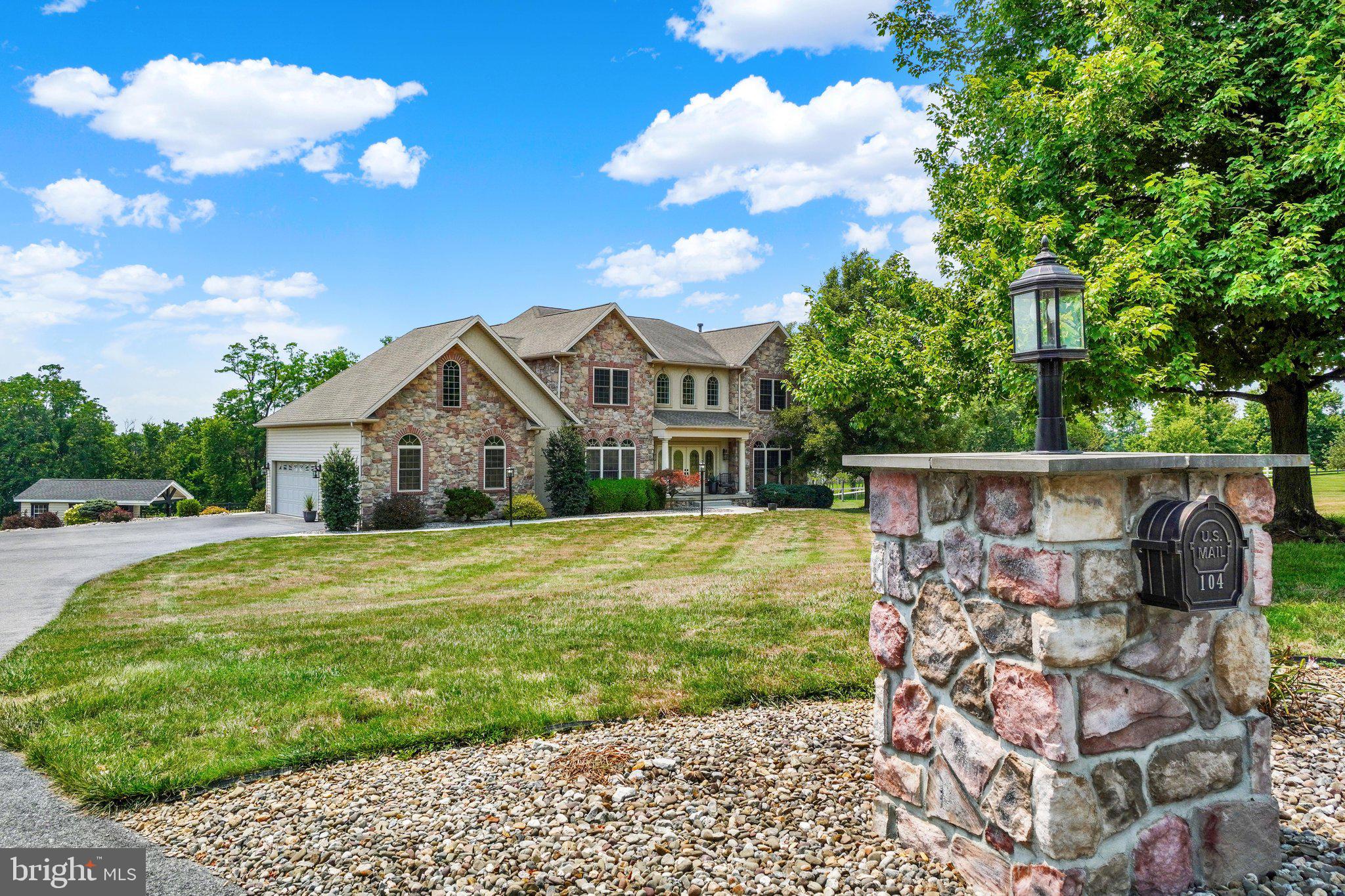 STONE CREEK ESTATES - Residential