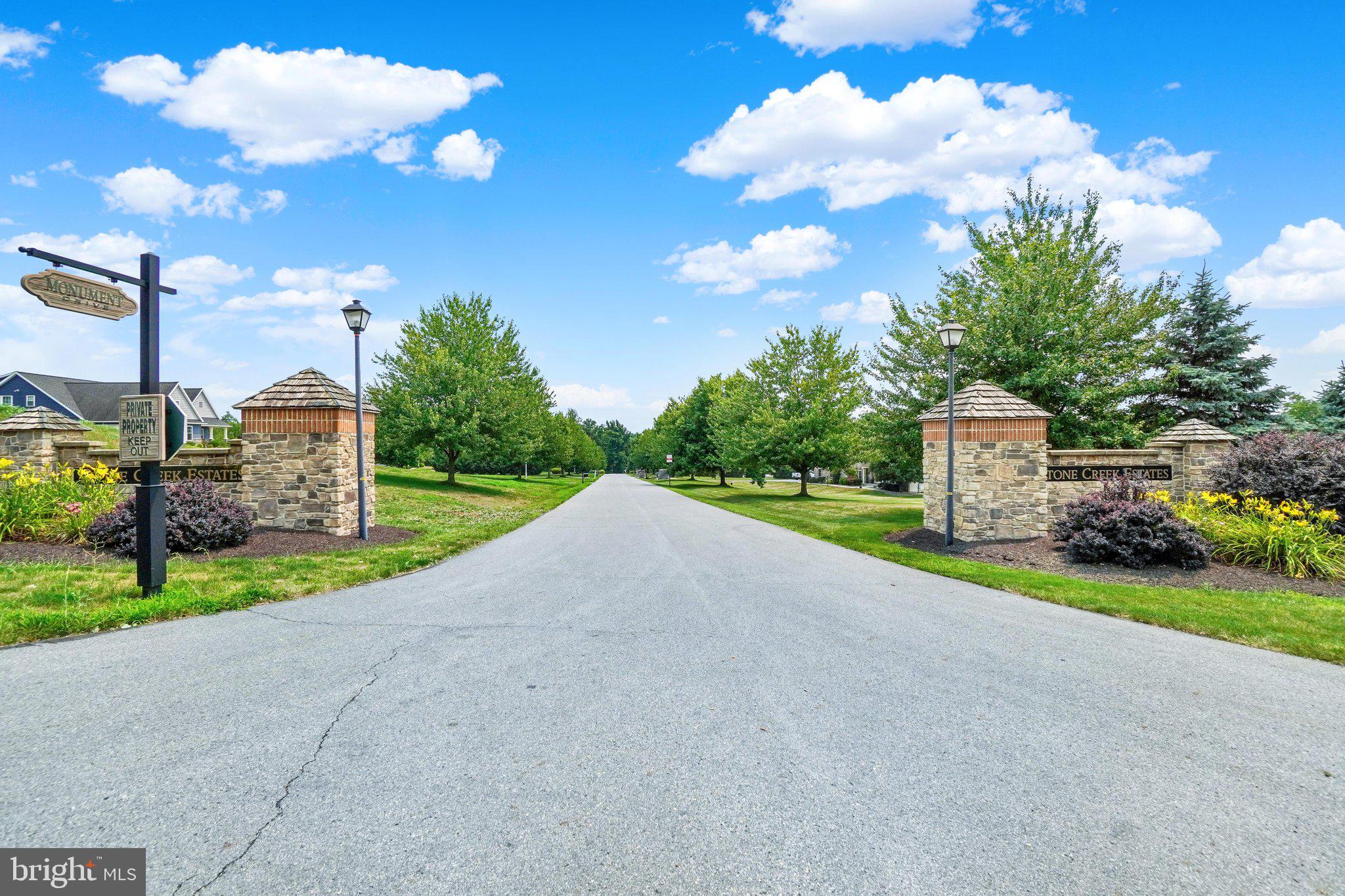 STONE CREEK ESTATES - Residential