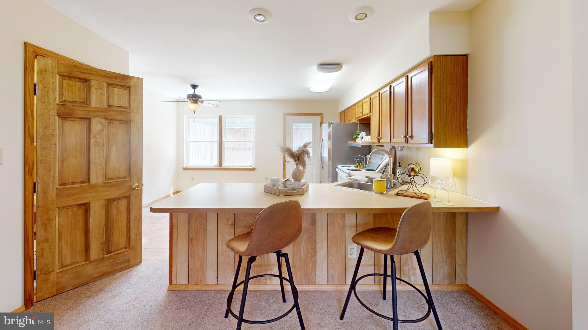 WOODS EDGE - Residential