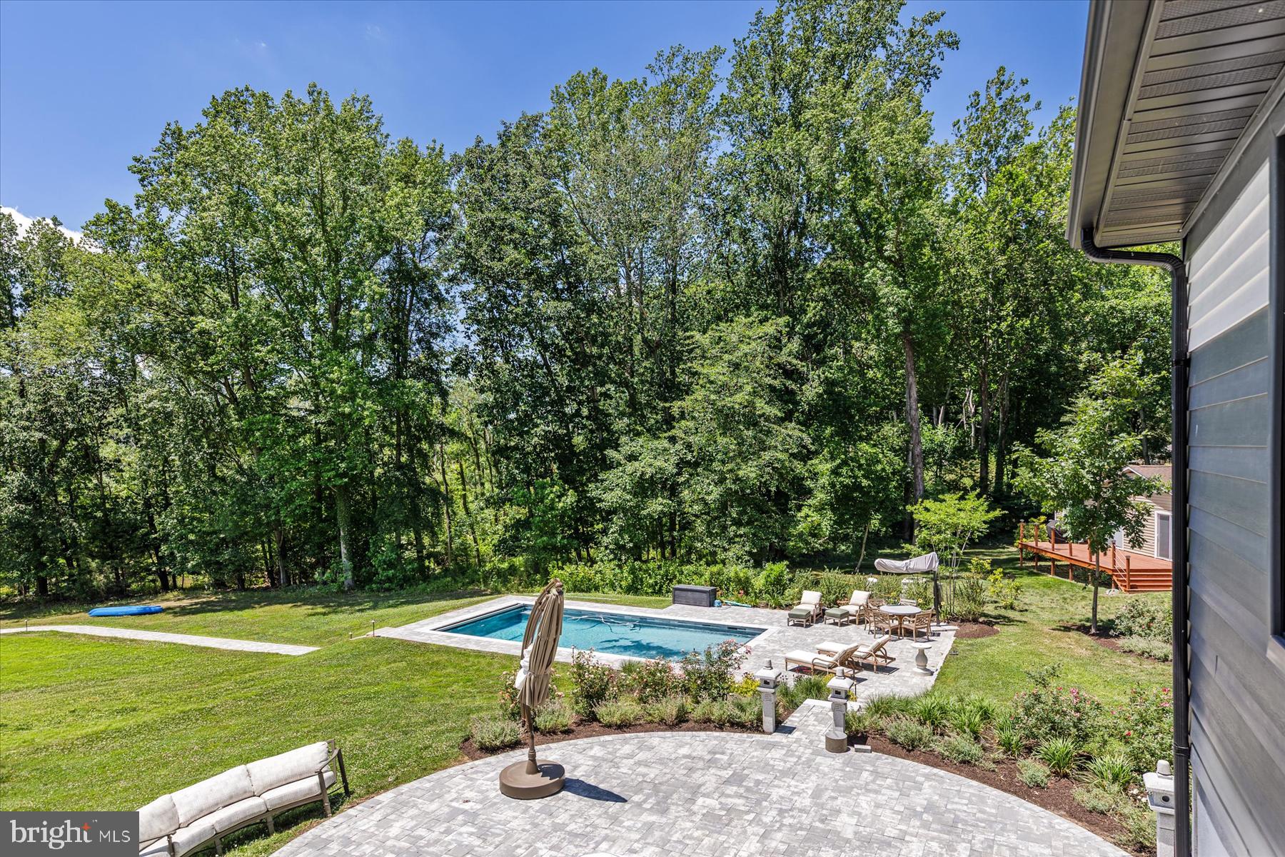 TUCKAHOE SPRINGS - Residential