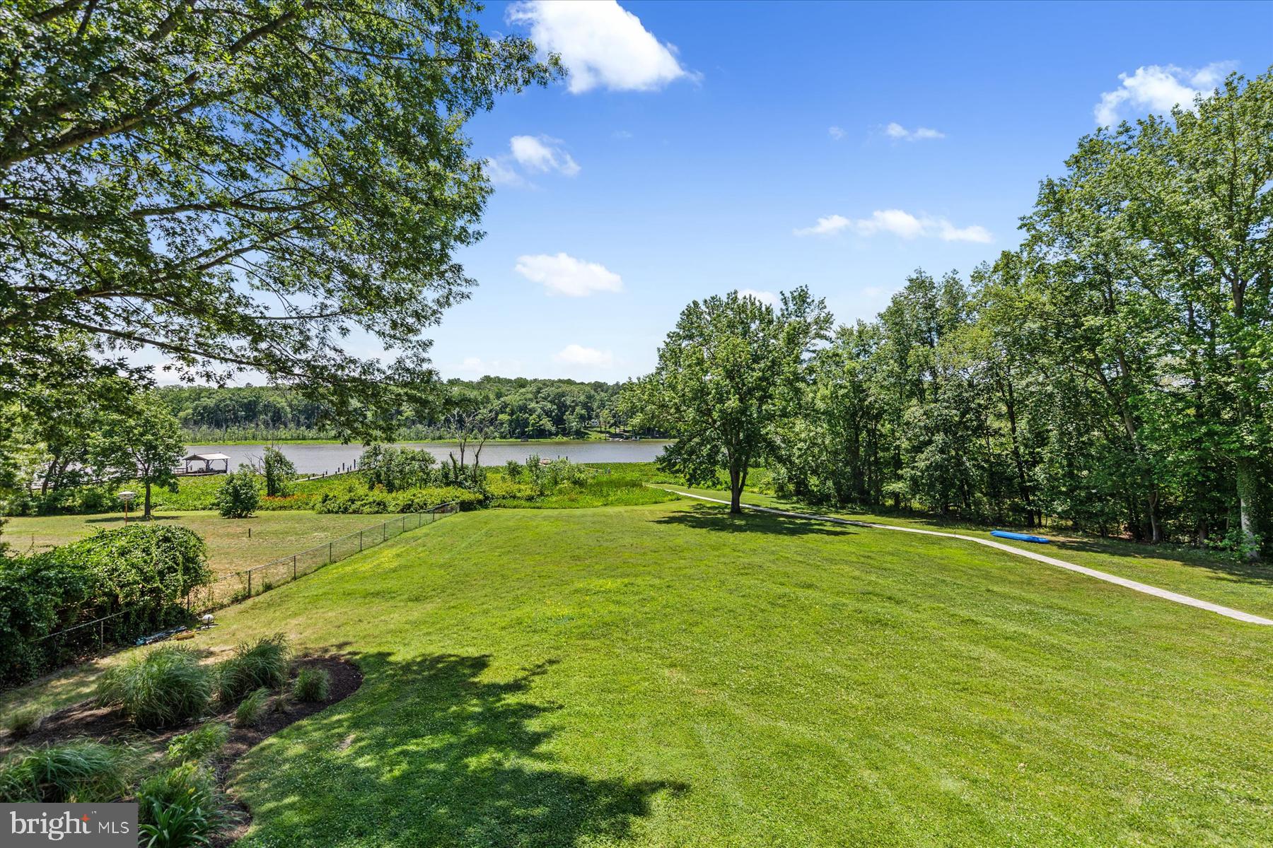 TUCKAHOE SPRINGS - Residential