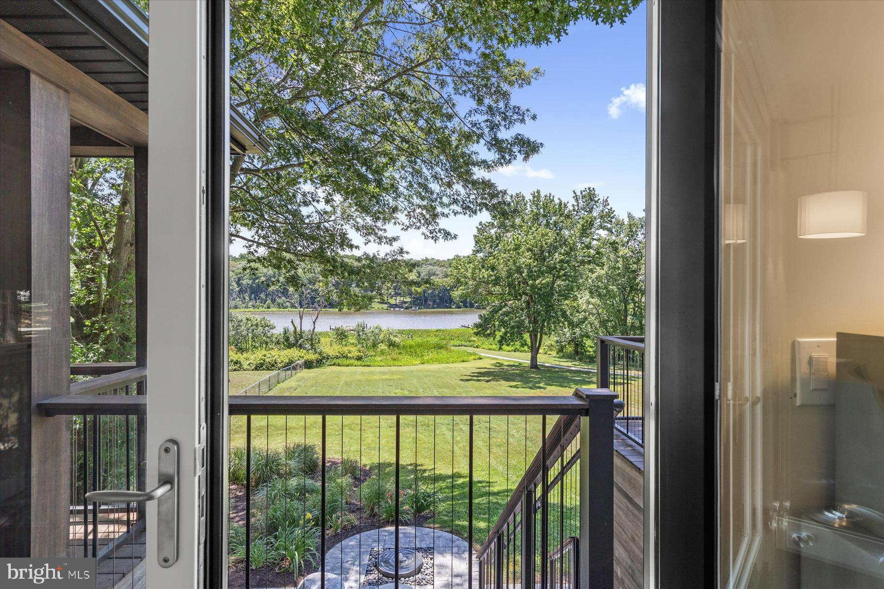TUCKAHOE SPRINGS - Residential