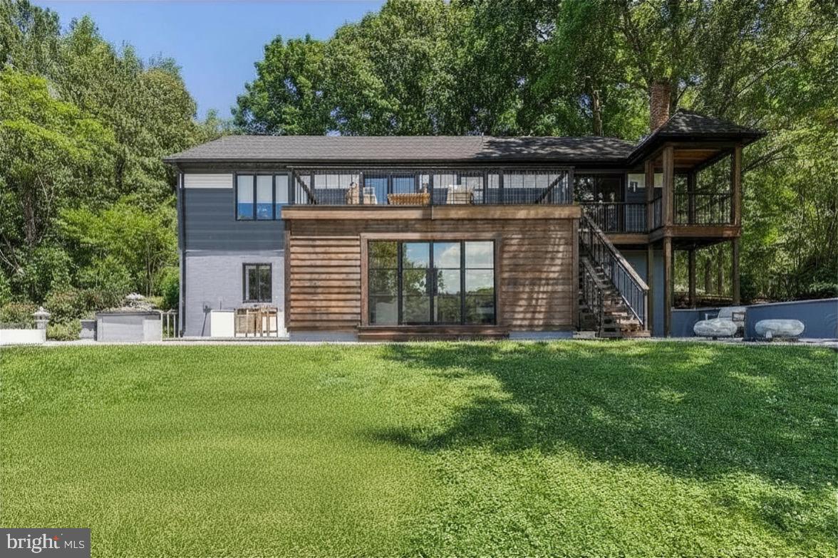TUCKAHOE SPRINGS - Residential