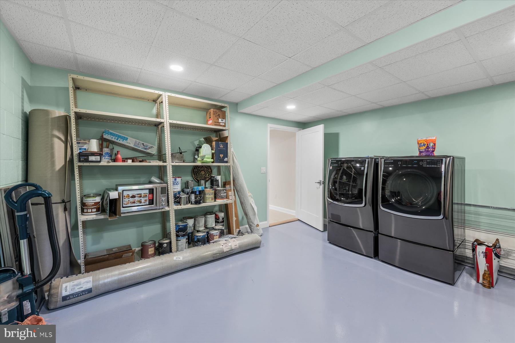TUCKAHOE SPRINGS - Residential