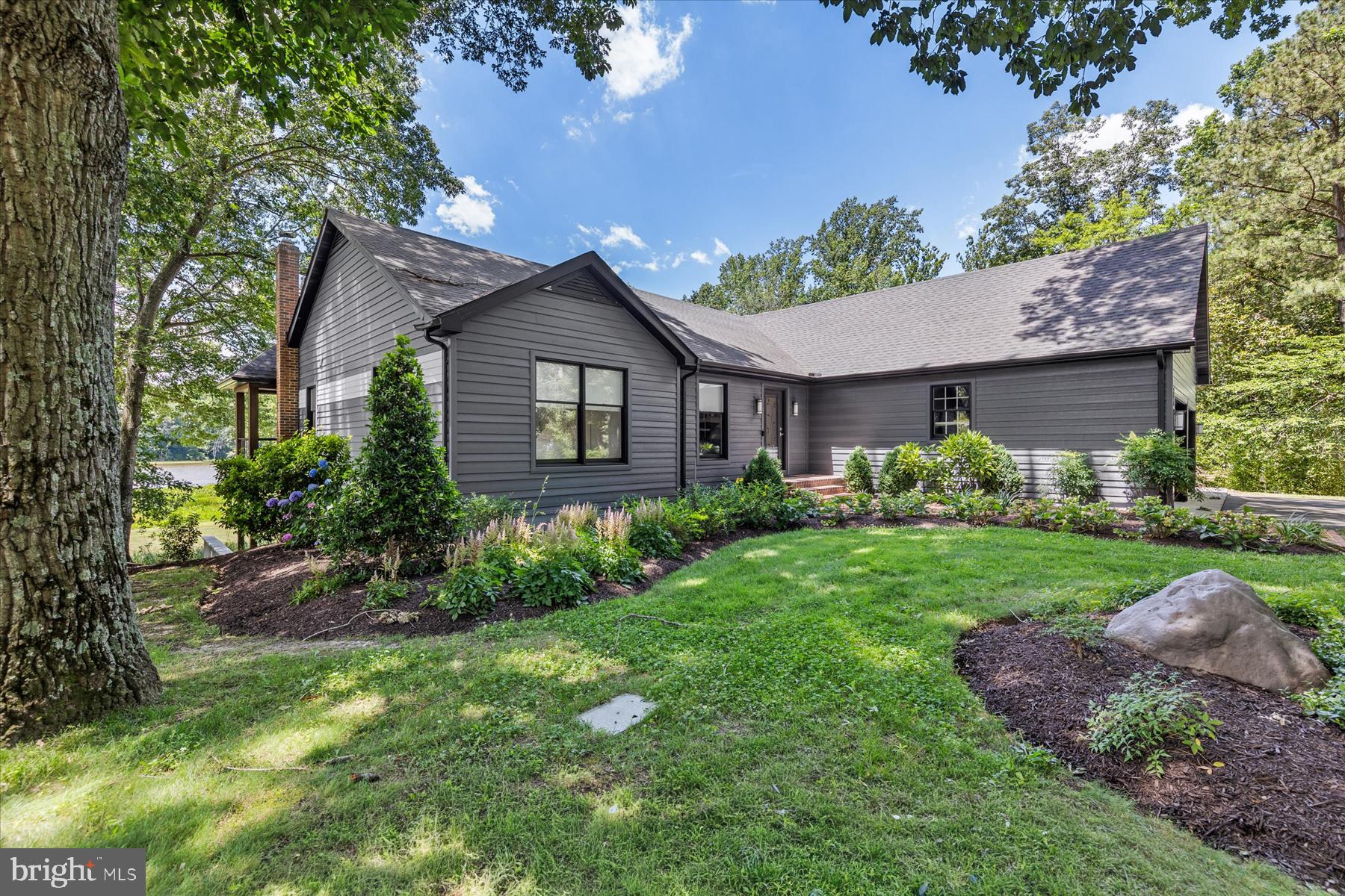 TUCKAHOE SPRINGS - Residential