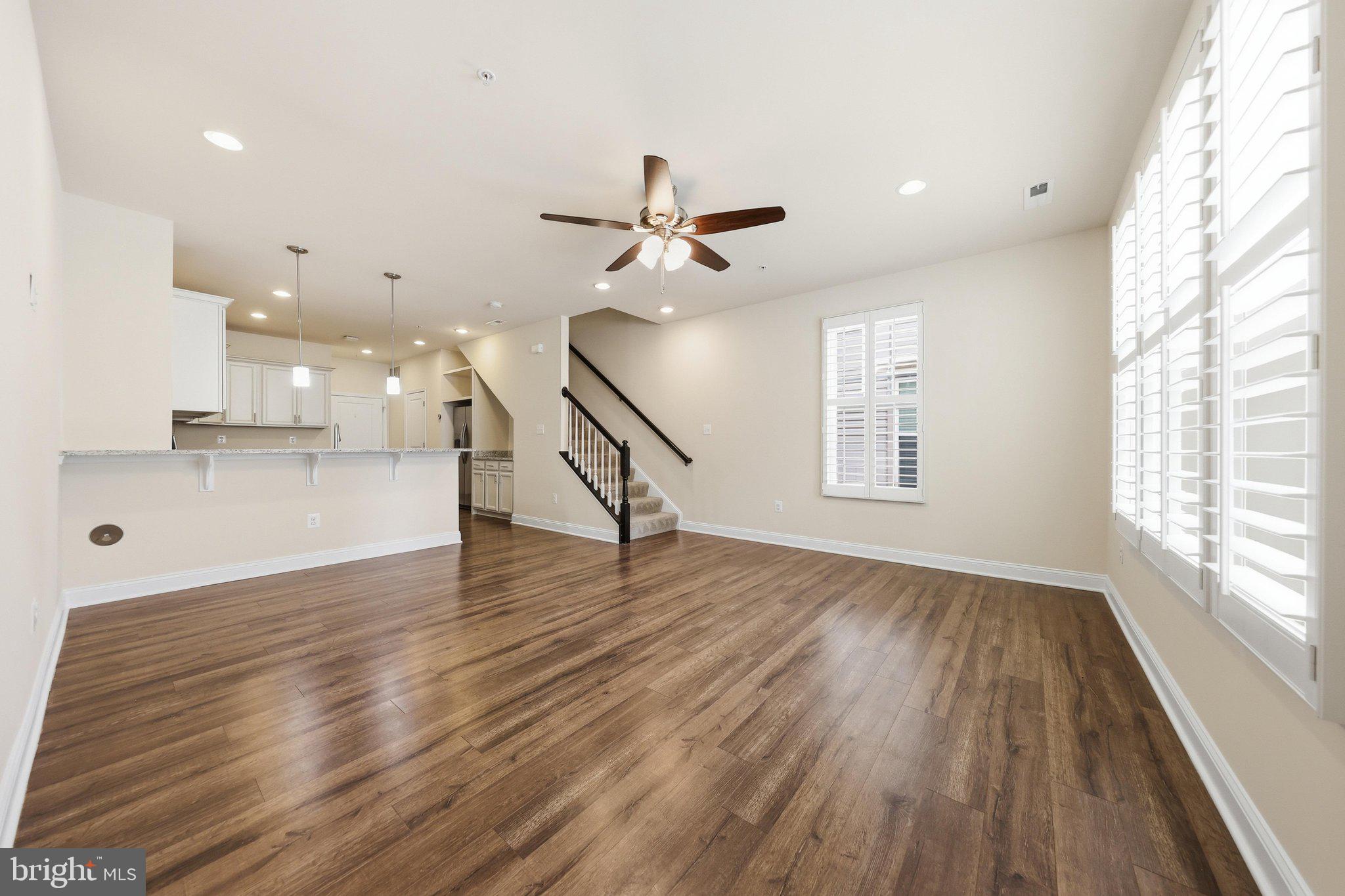 WESTVIEW SOUTH - Residential