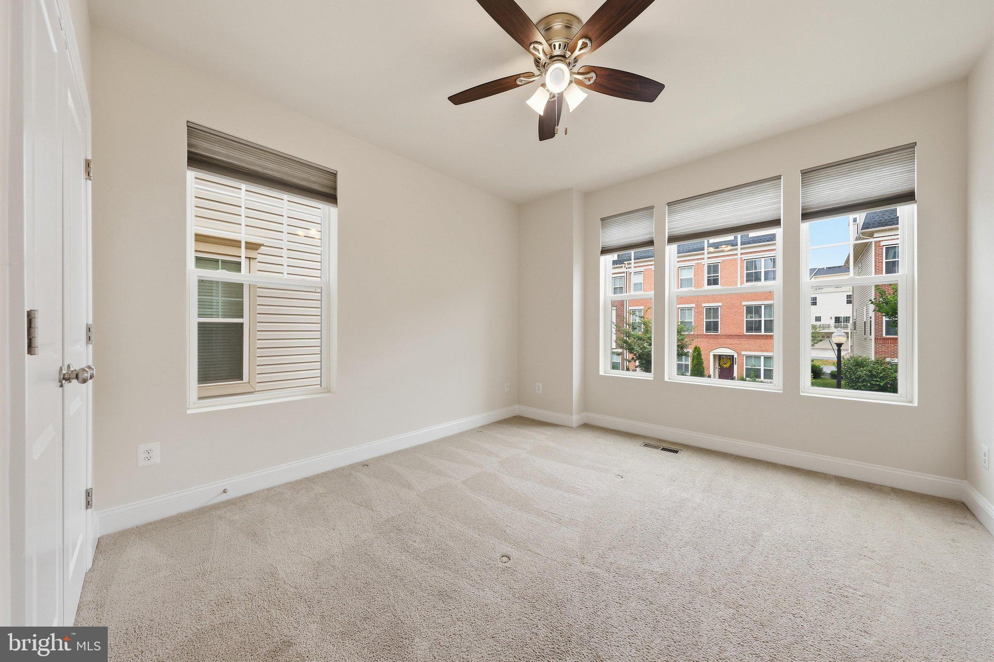 WESTVIEW SOUTH - Residential