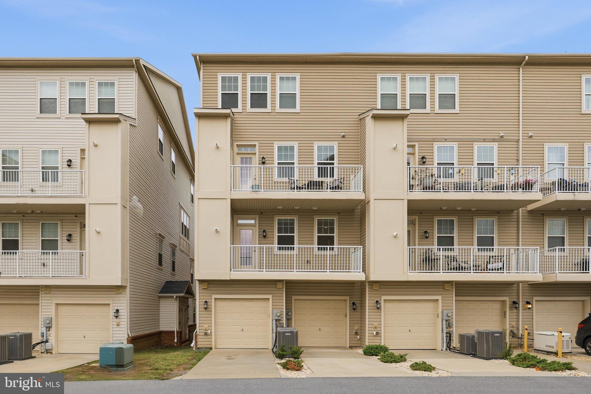 WESTVIEW SOUTH - Residential