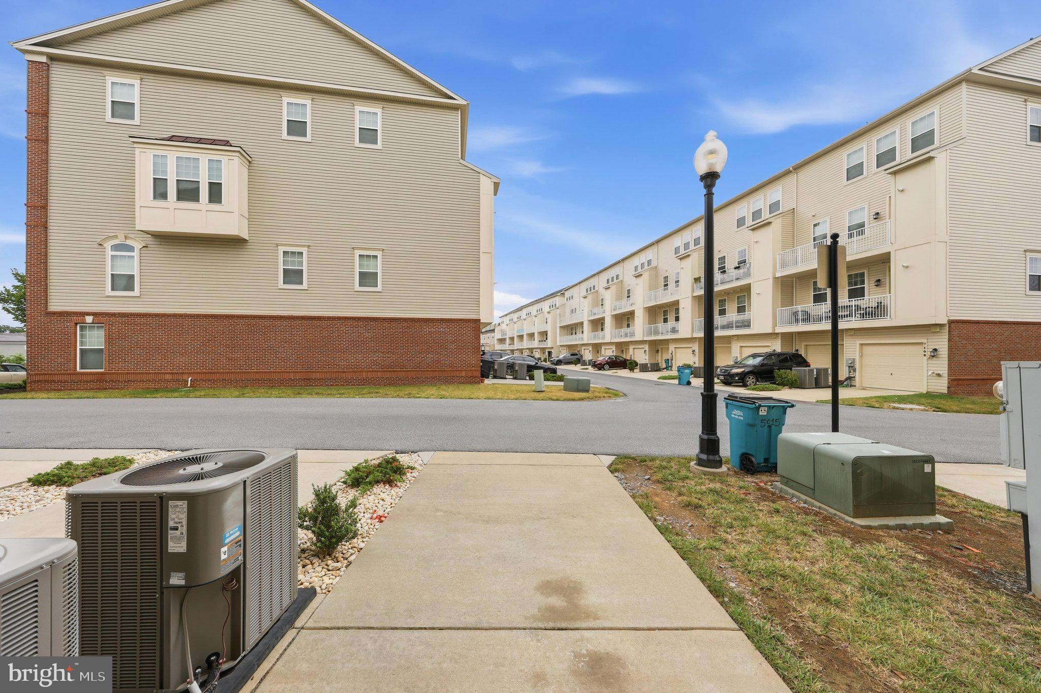 WESTVIEW SOUTH - Residential