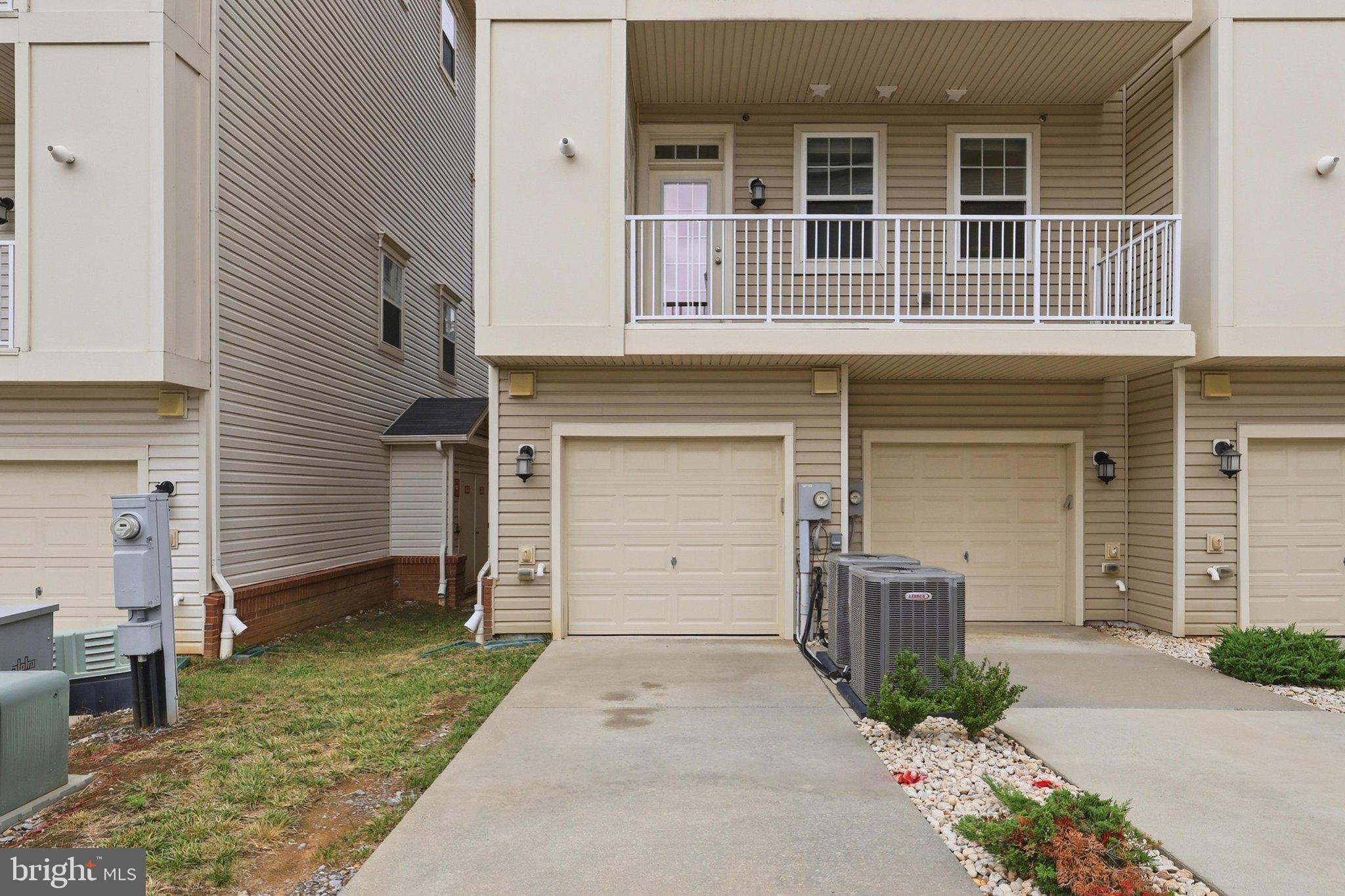 WESTVIEW SOUTH - Residential