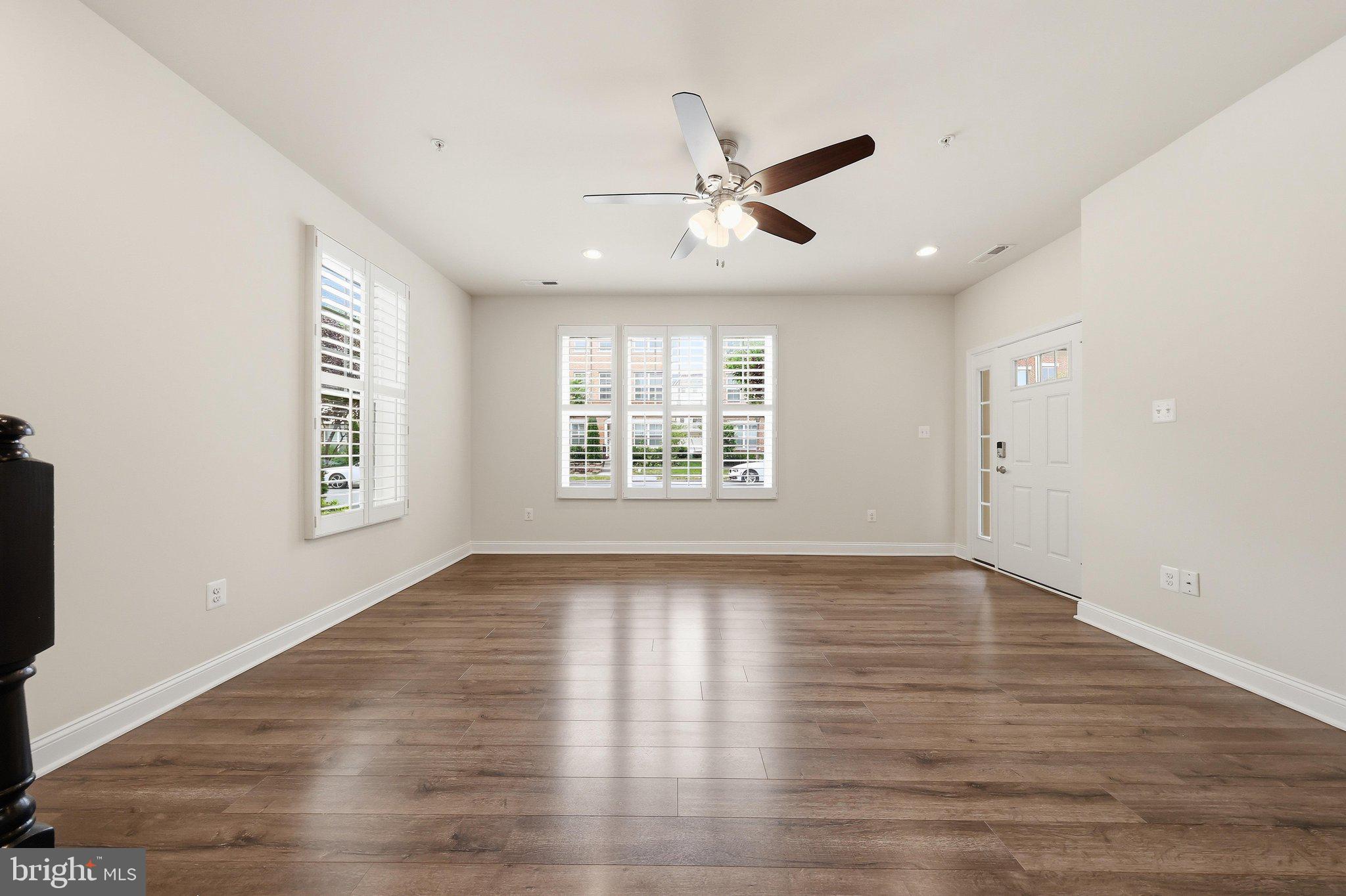 WESTVIEW SOUTH - Residential