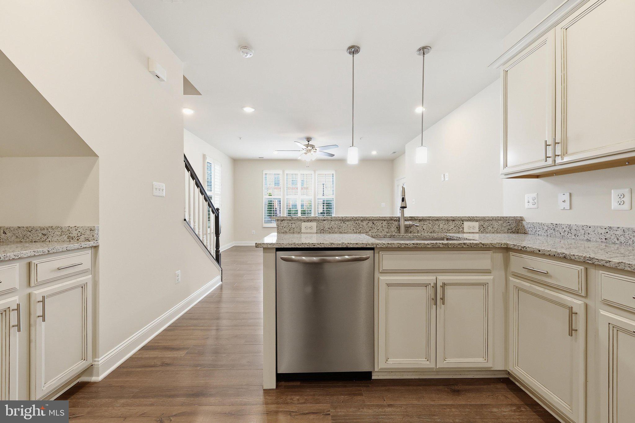 WESTVIEW SOUTH - Residential