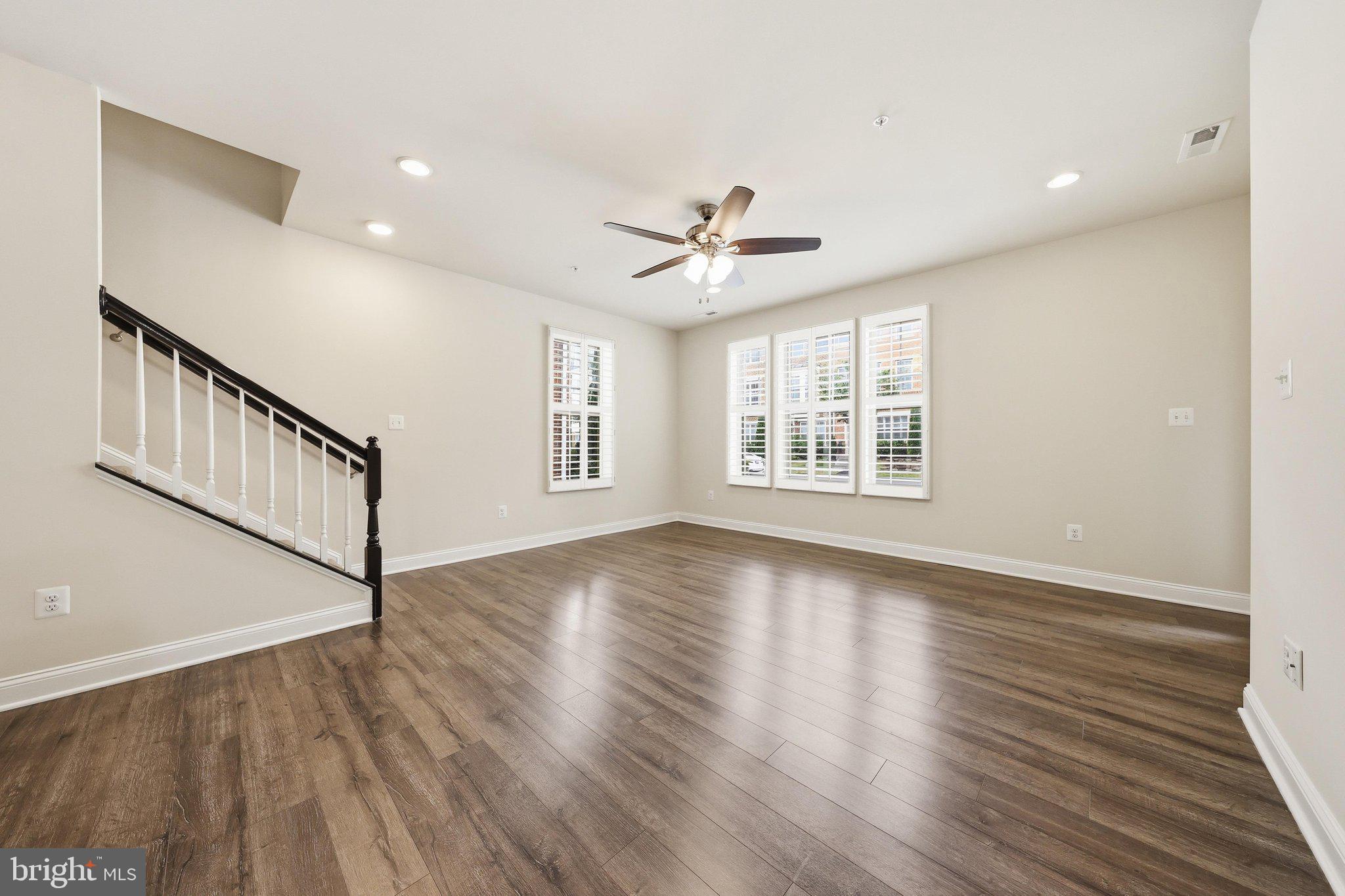 WESTVIEW SOUTH - Residential