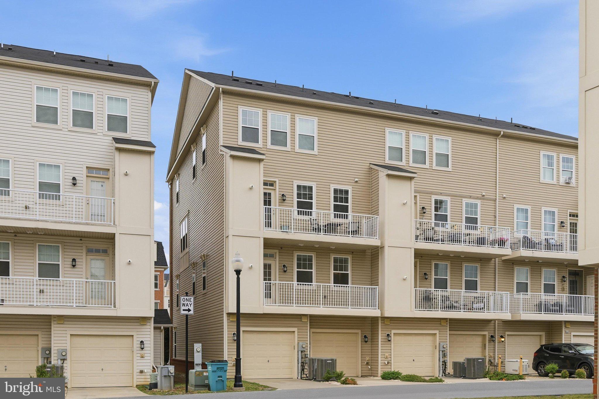 WESTVIEW SOUTH - Residential