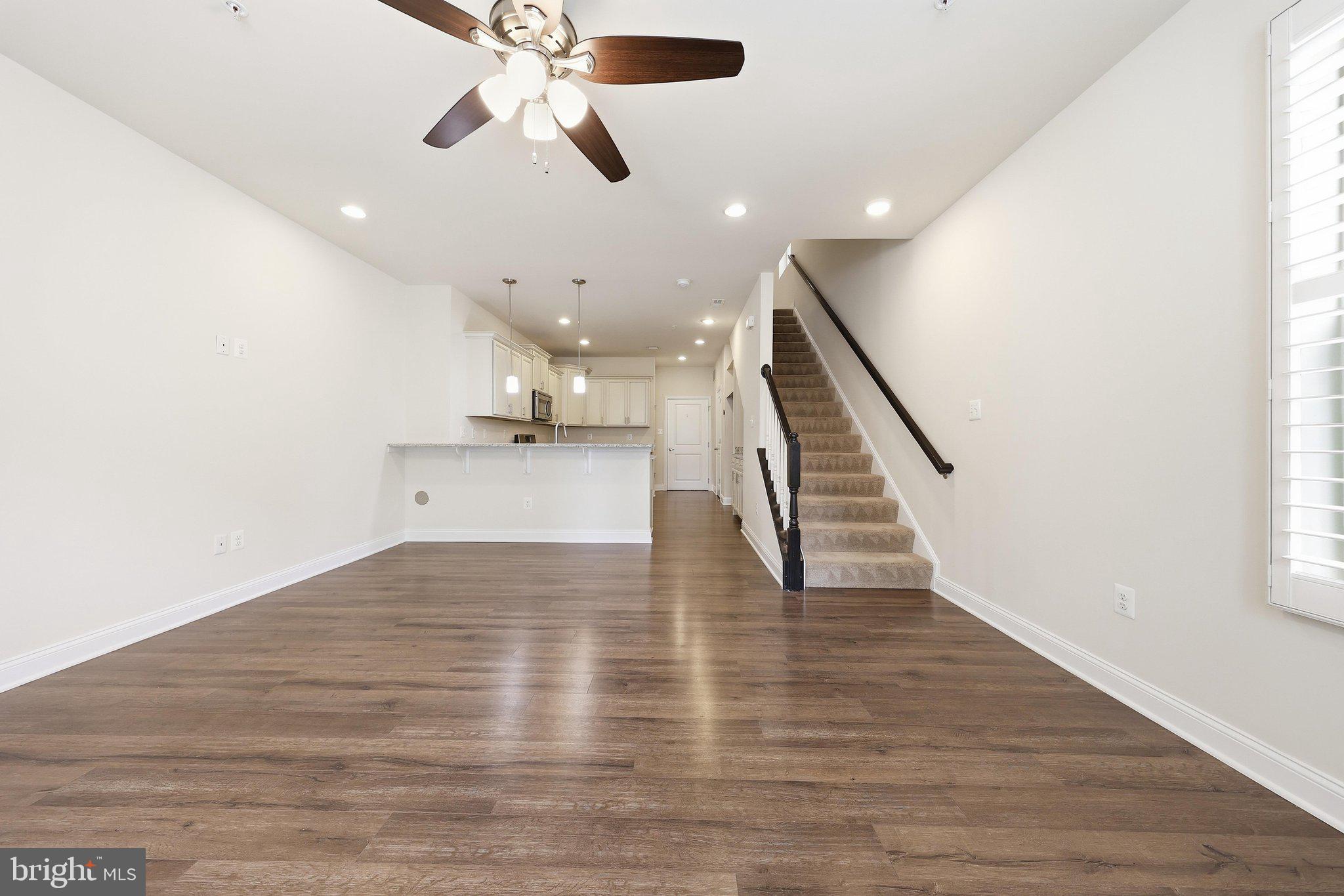 WESTVIEW SOUTH - Residential