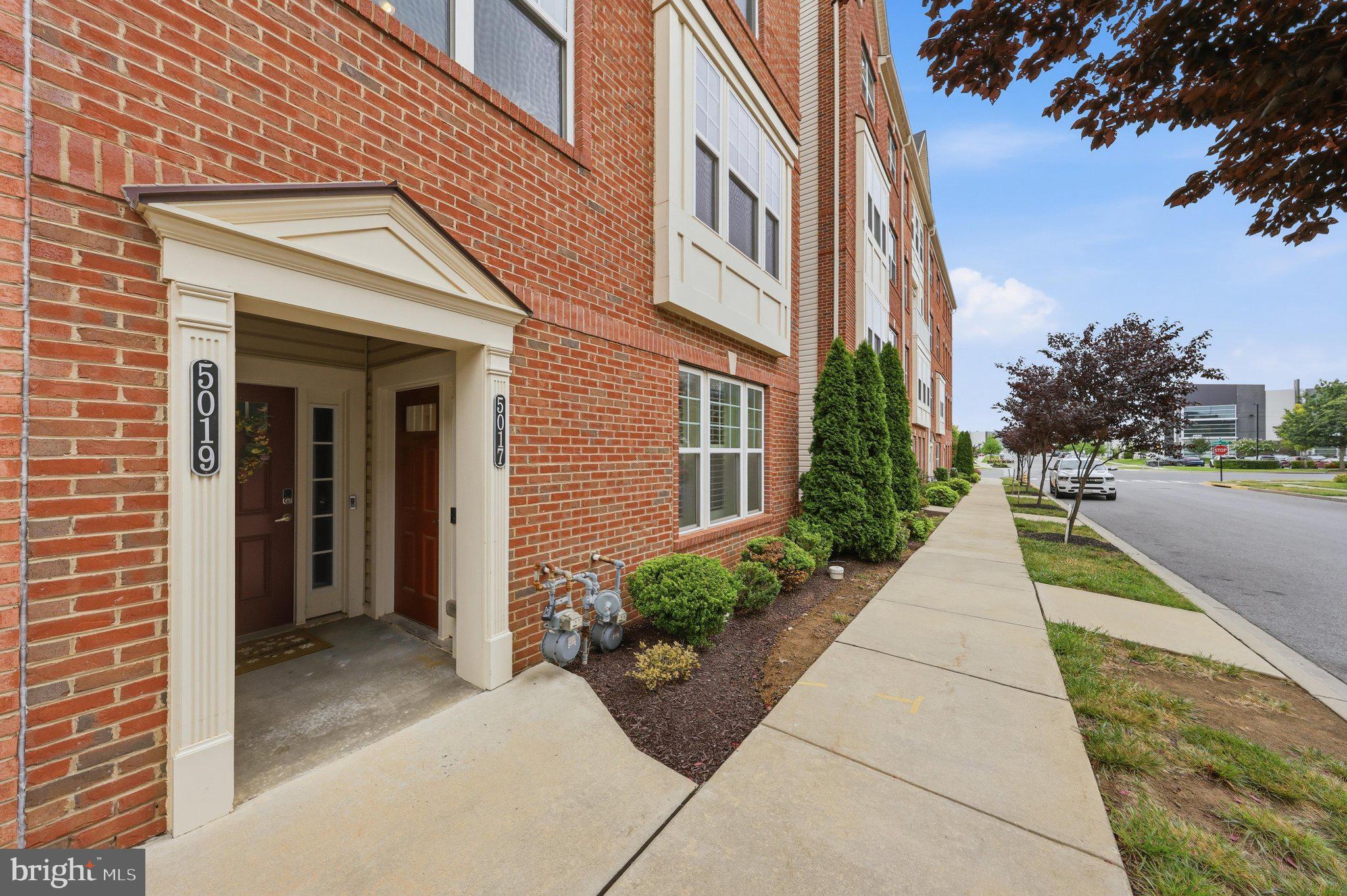 WESTVIEW SOUTH - Residential