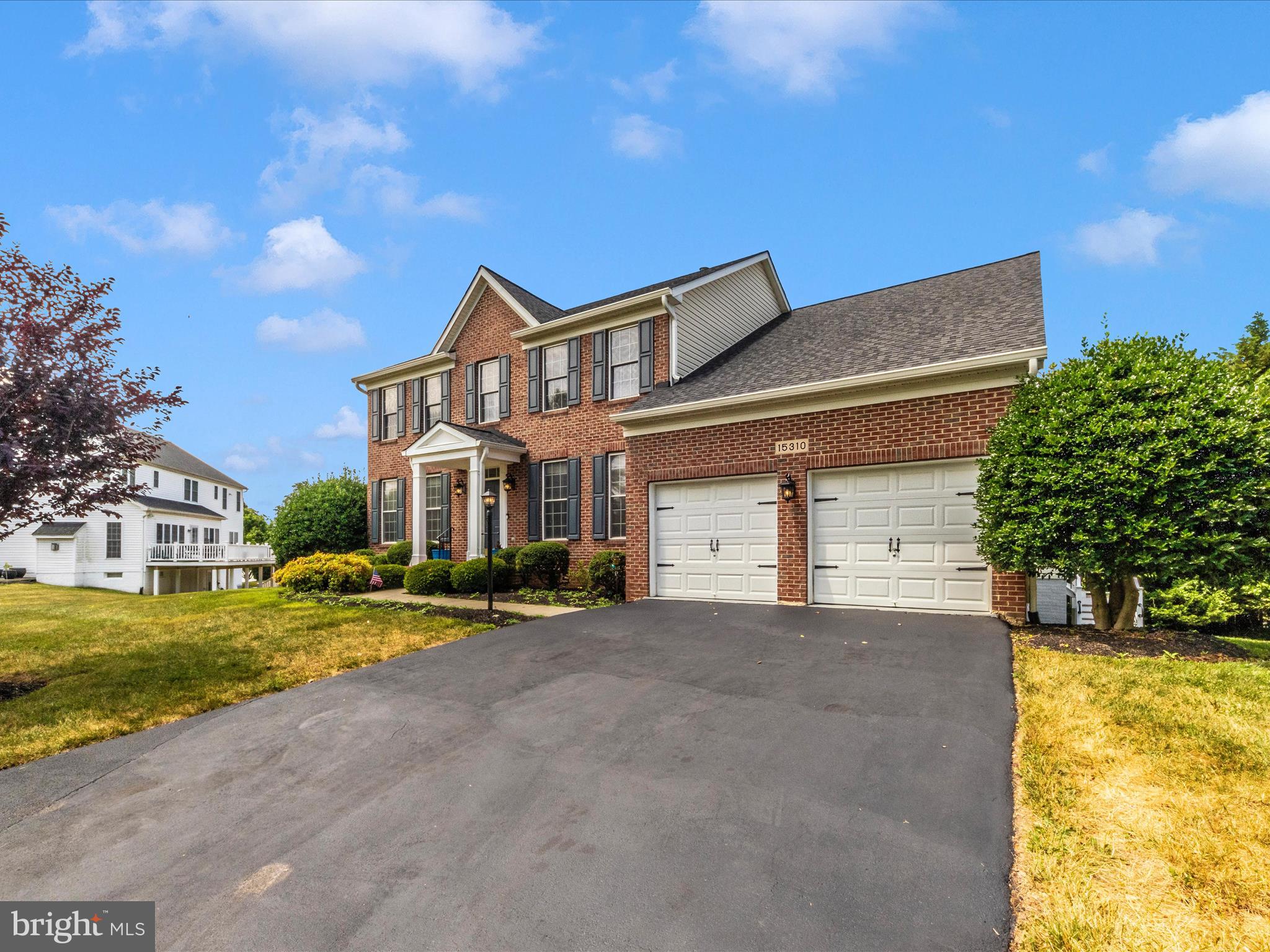 BRIARCLIFF MANOR - Residential