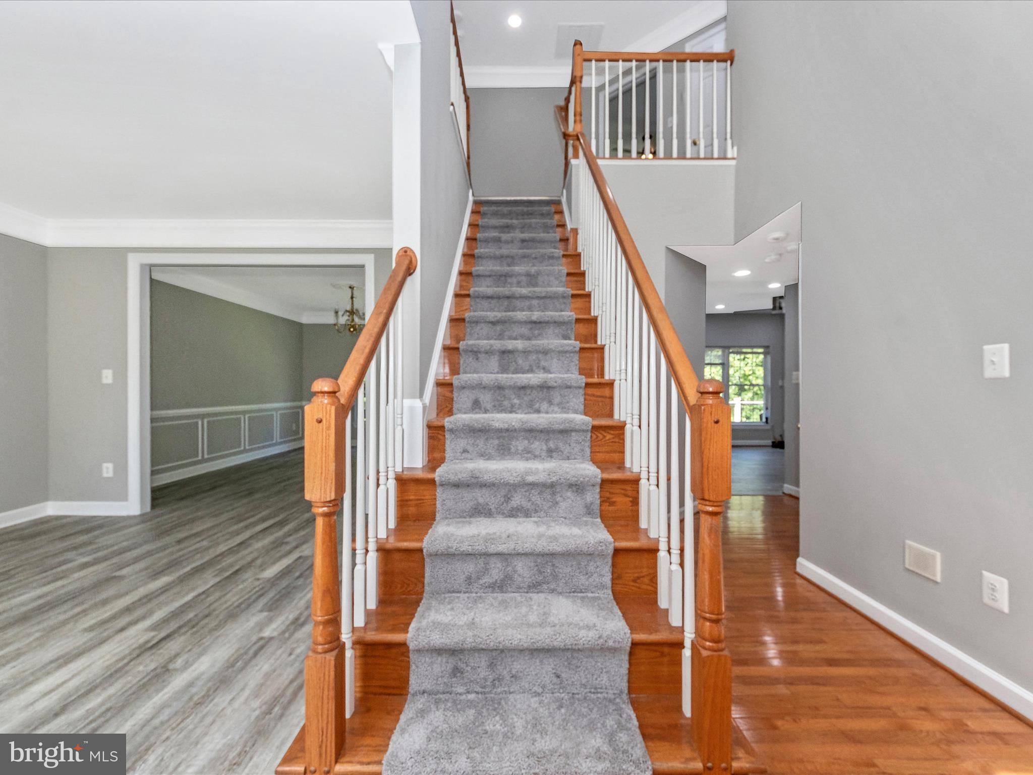 BRIARCLIFF MANOR - Residential
