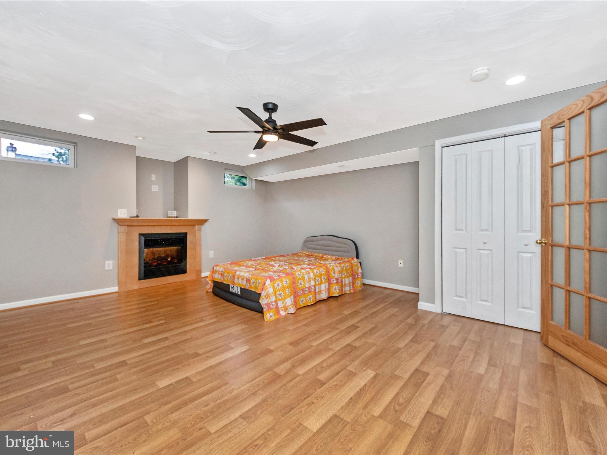 BRIARCLIFF MANOR - Residential