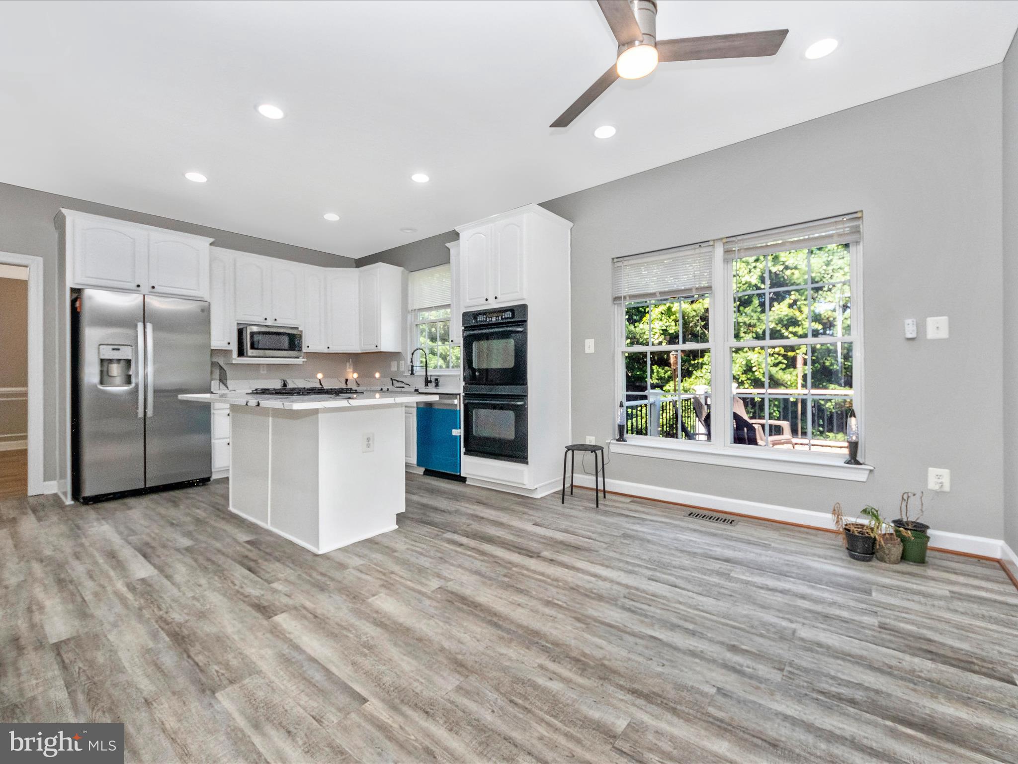 BRIARCLIFF MANOR - Residential