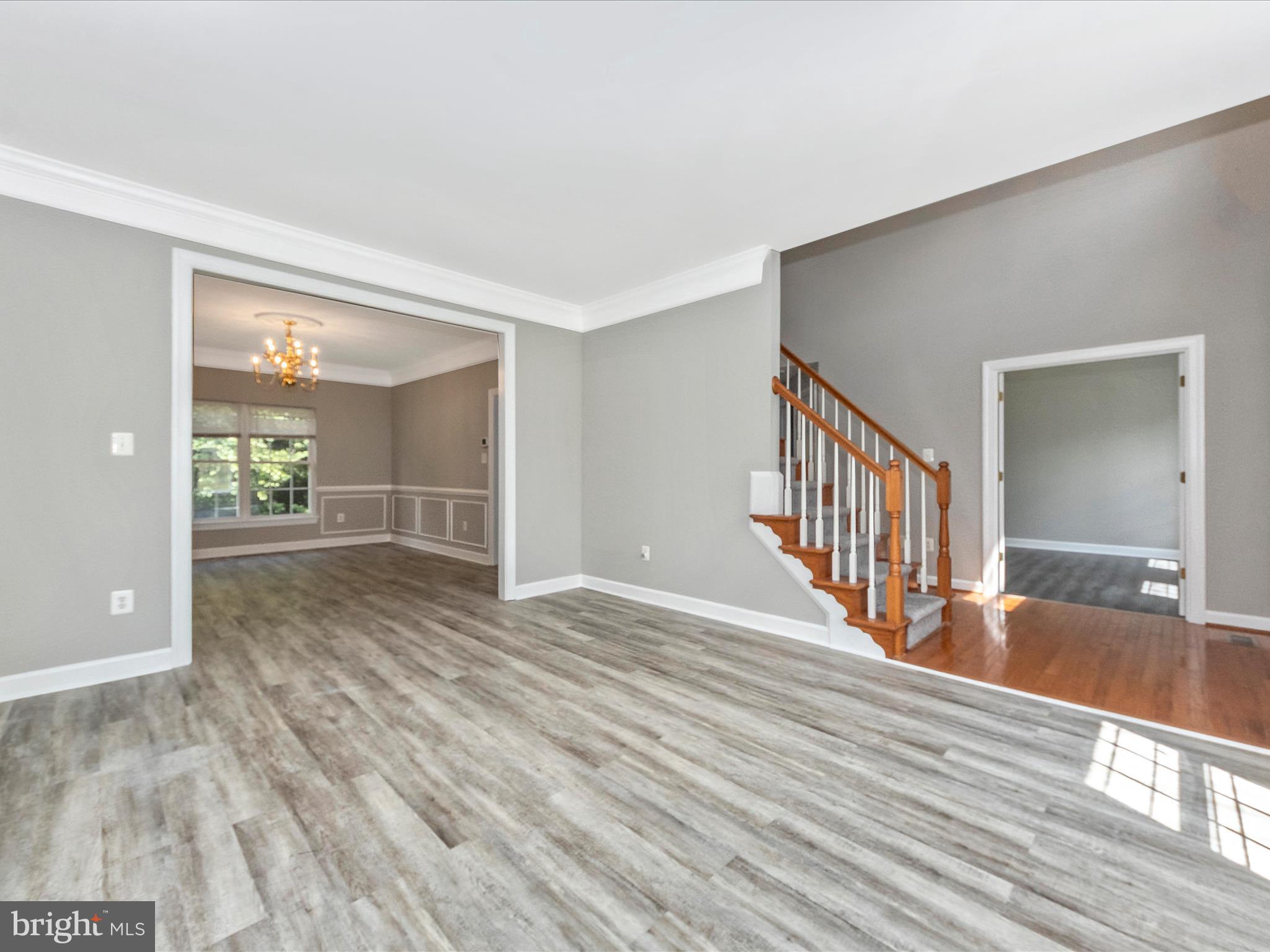 BRIARCLIFF MANOR - Residential