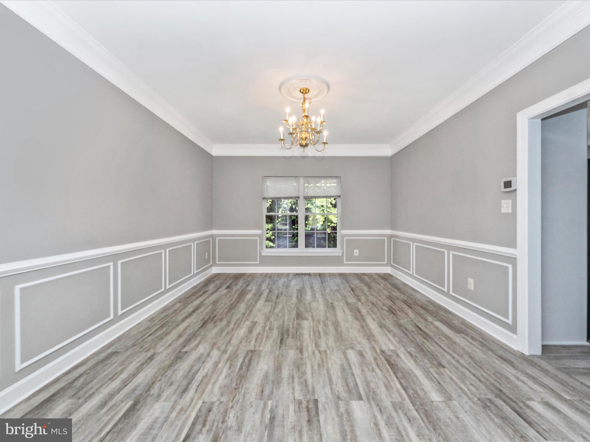 BRIARCLIFF MANOR - Residential