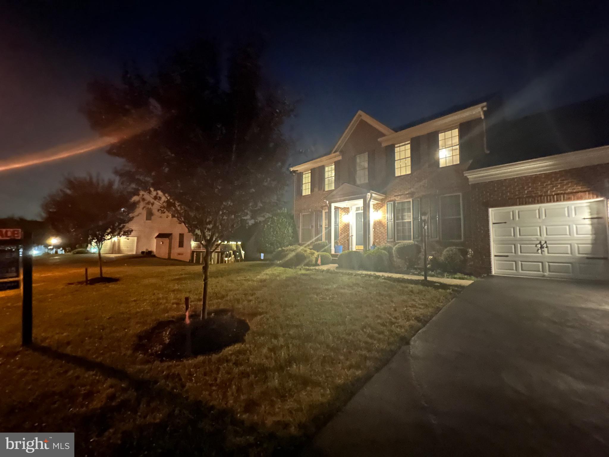 BRIARCLIFF MANOR - Residential