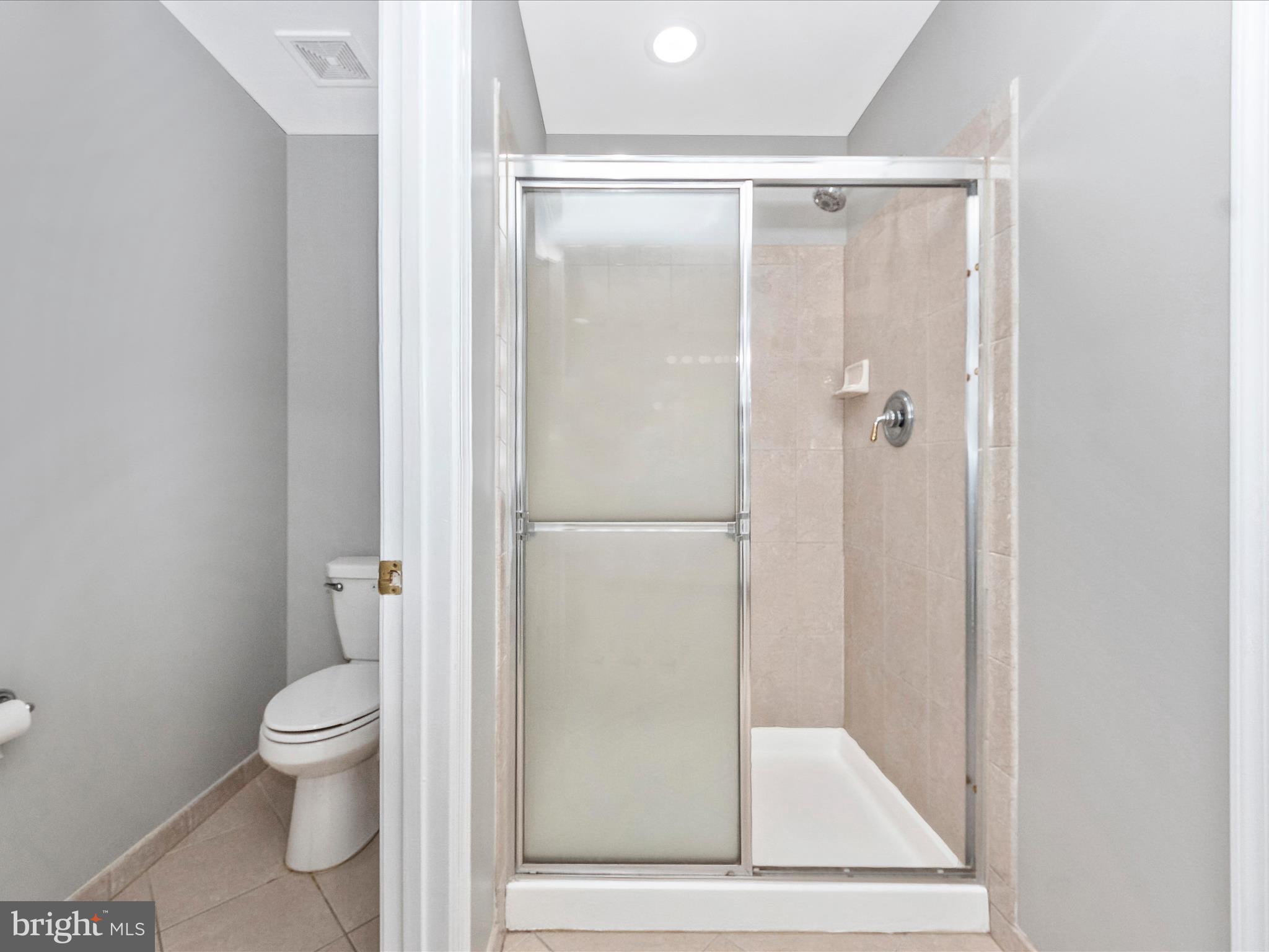 BRIARCLIFF MANOR - Residential